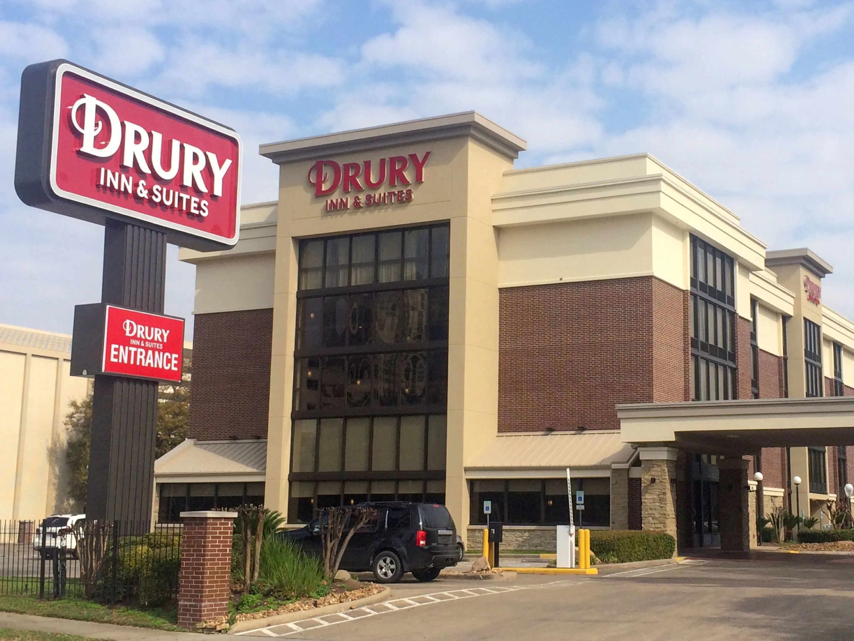 Drury Inn & Suites Near the Galleria Houston