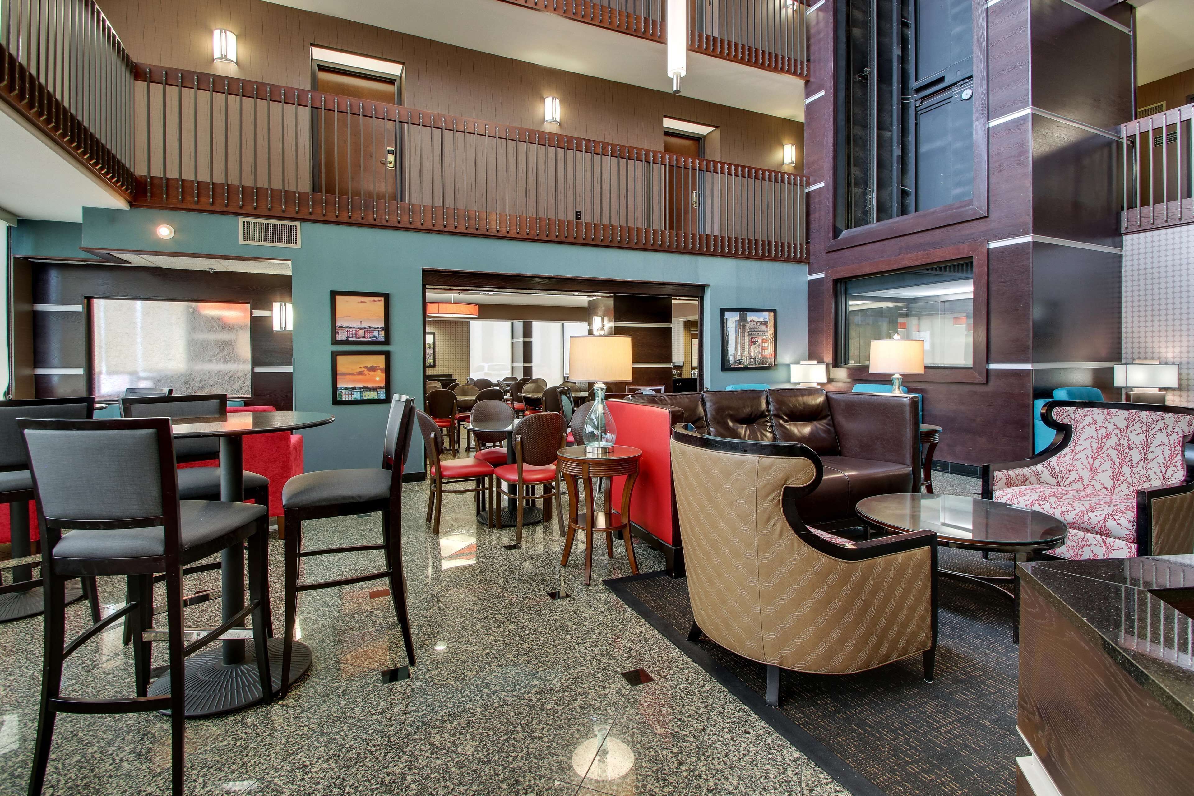 Drury Inn & Suites Near the Galleria Houston