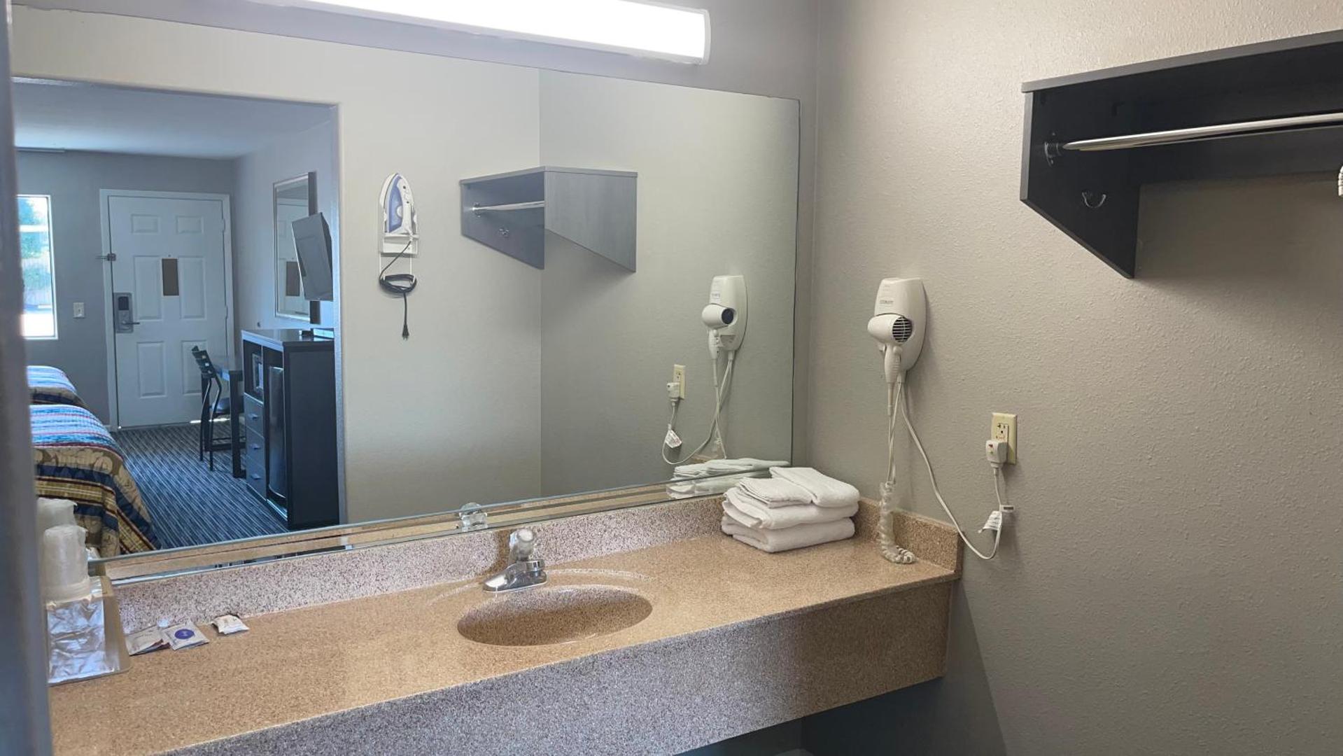 Executive Inn & Suites Houston