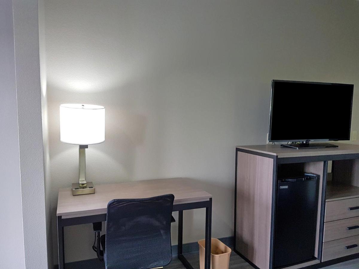GuestHouse Inn Houston/Cypress