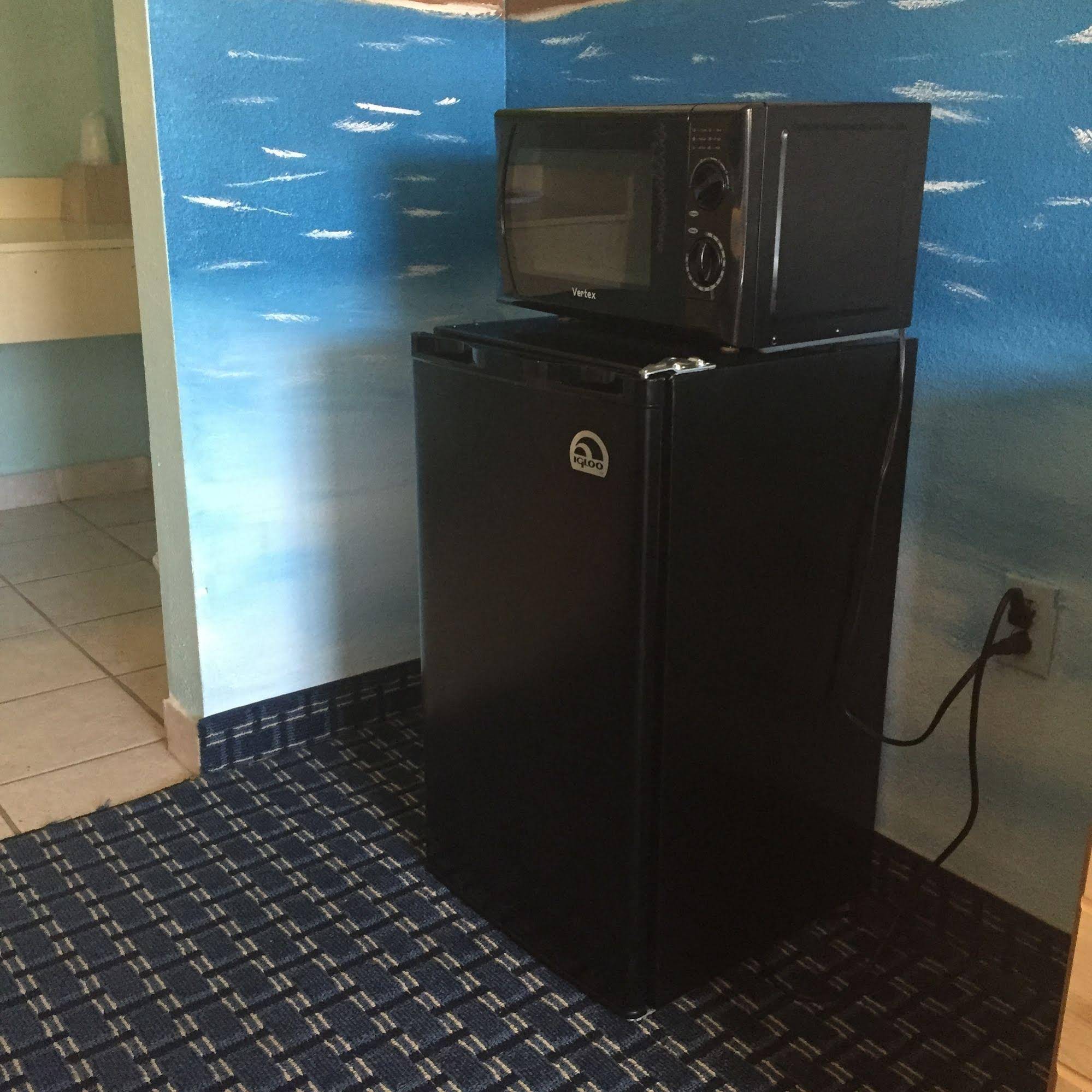 Guest Inn & Suites