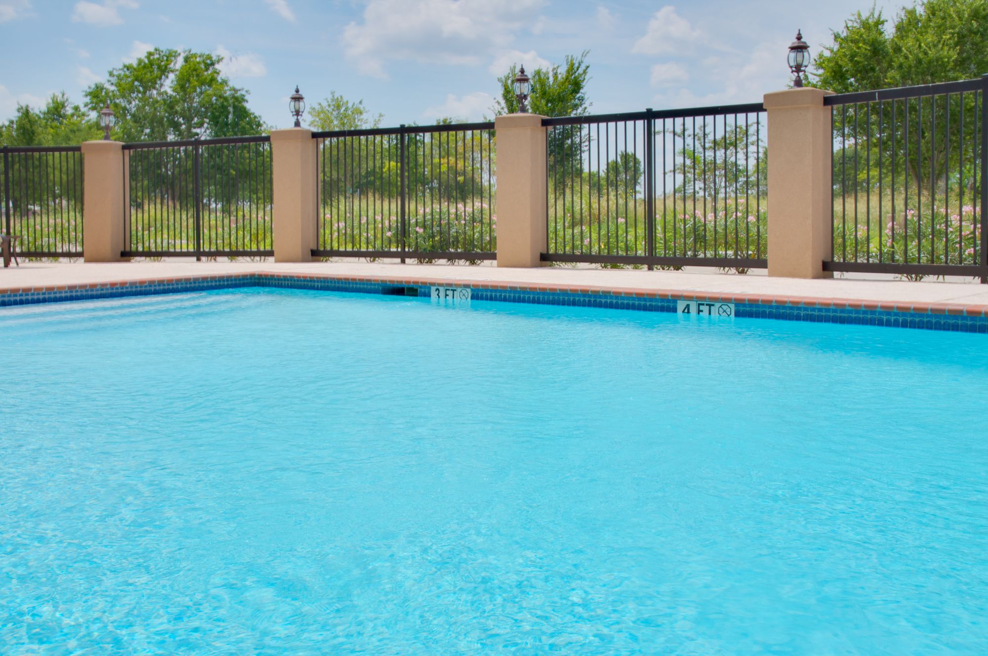 Holiday Inn Express & Suites Houston Energy Corridor - W Oaks