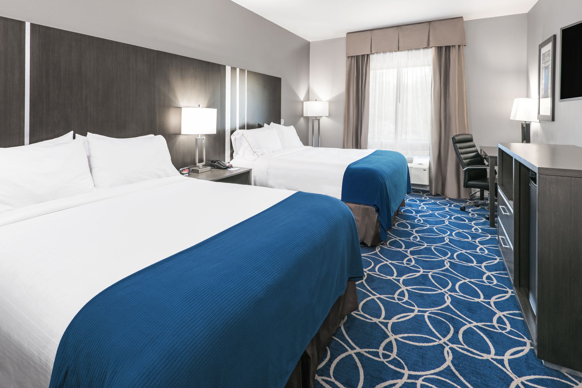 Holiday Inn Express & Suites Houston North - IAH Area