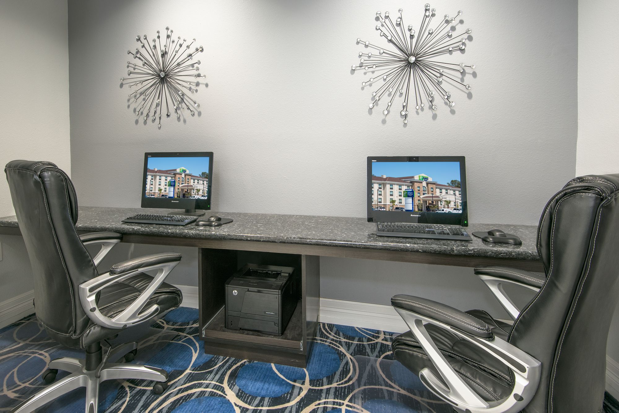 Holiday Inn Express & Suites Houston North - IAH Area