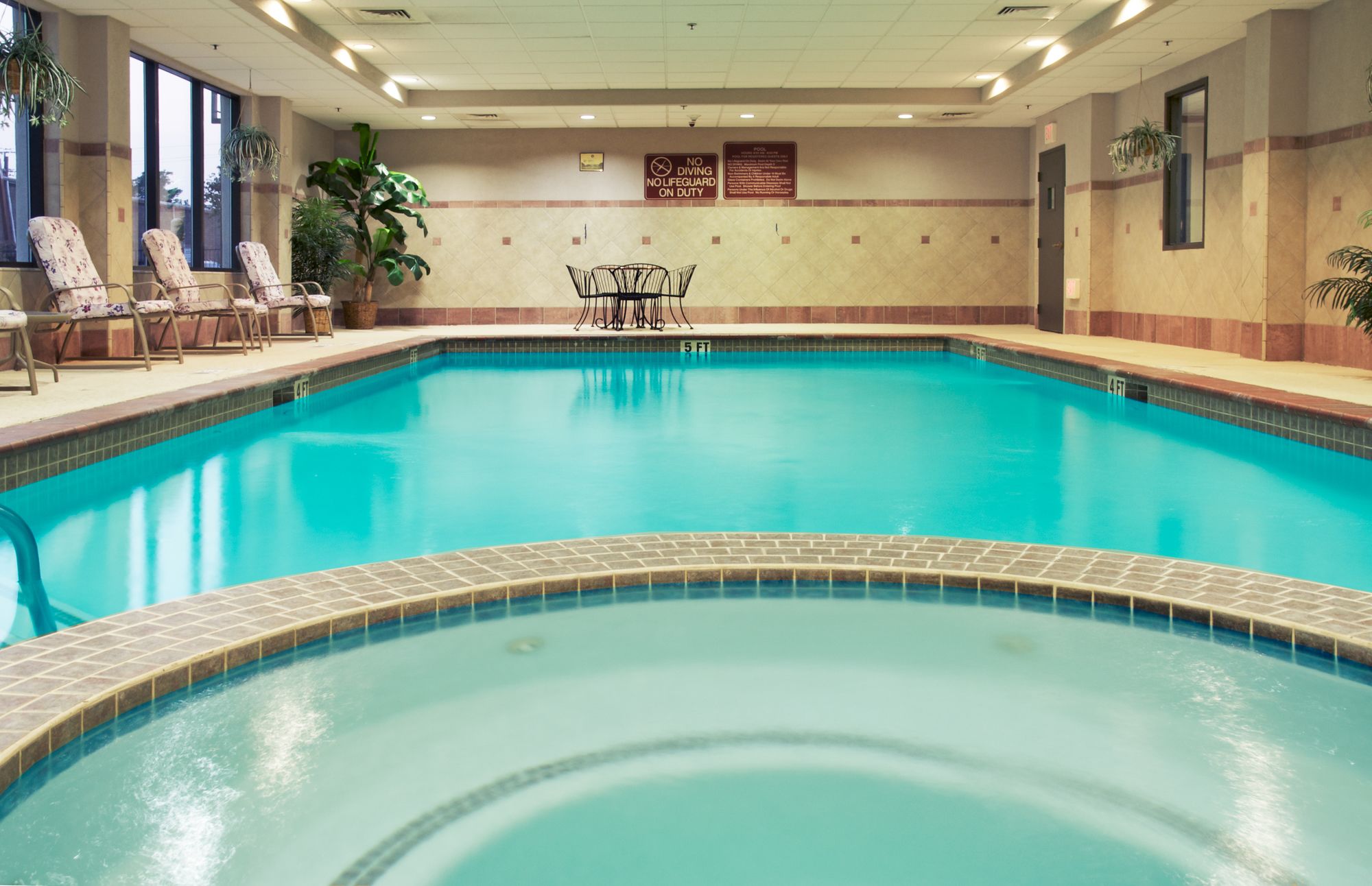 Holiday Inn Express & Suites Houston - Memorial Park Area