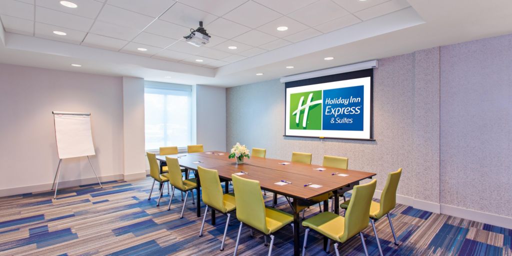Holiday Inn Express & Suites Houston S - Medical Ctr Area