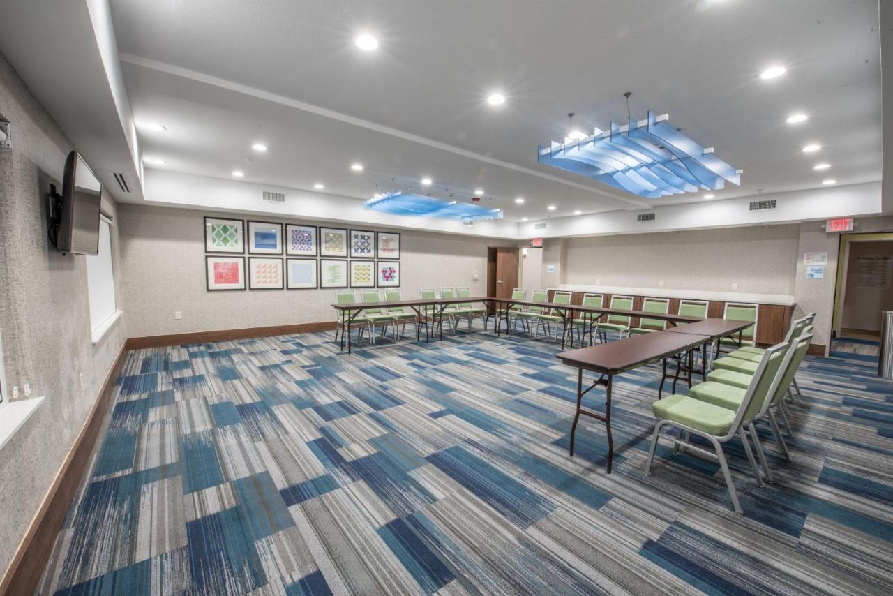 Holiday Inn Express & Suites Houston Westchase - Westheimer