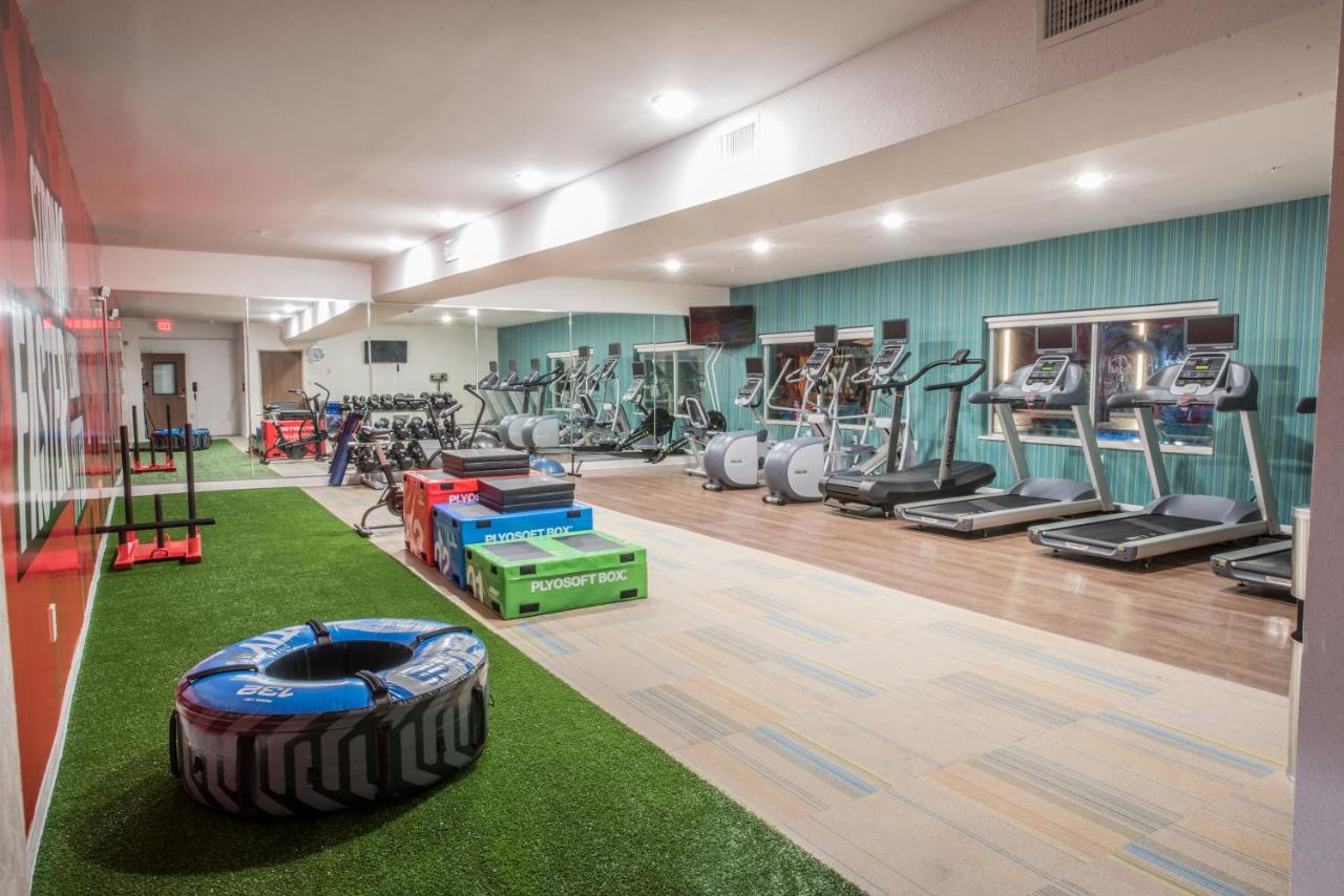 Holiday Inn Express & Suites Houston Westchase - Westheimer