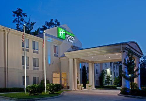 Holiday Inn Express & Suites Kingwood - Medical Center Area