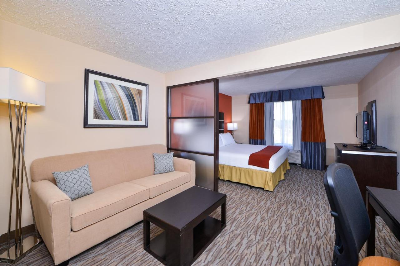 Holiday Inn Express & Suites Kingwood - Medical Center Area