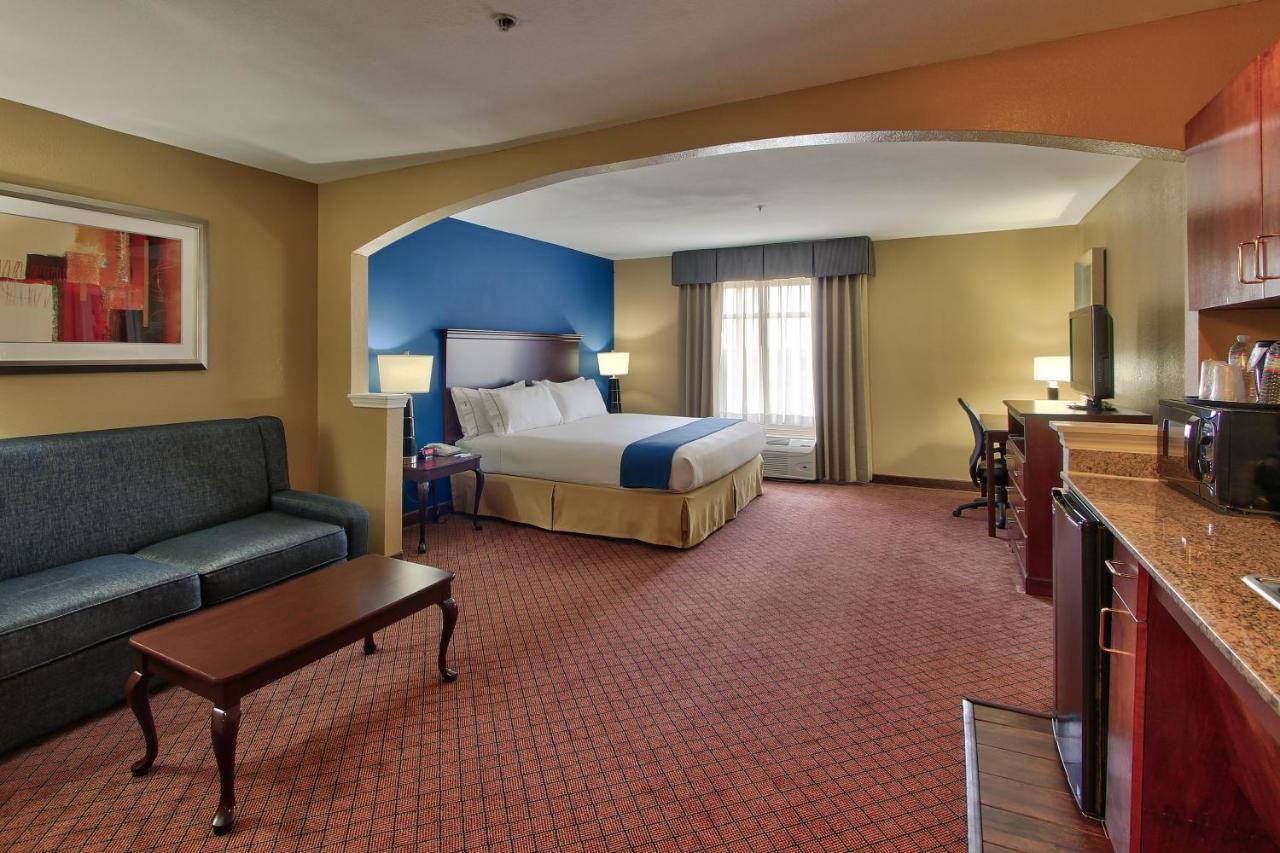 Holiday Inn Express Hotel & Suites Houston-Downtown Convention Center
