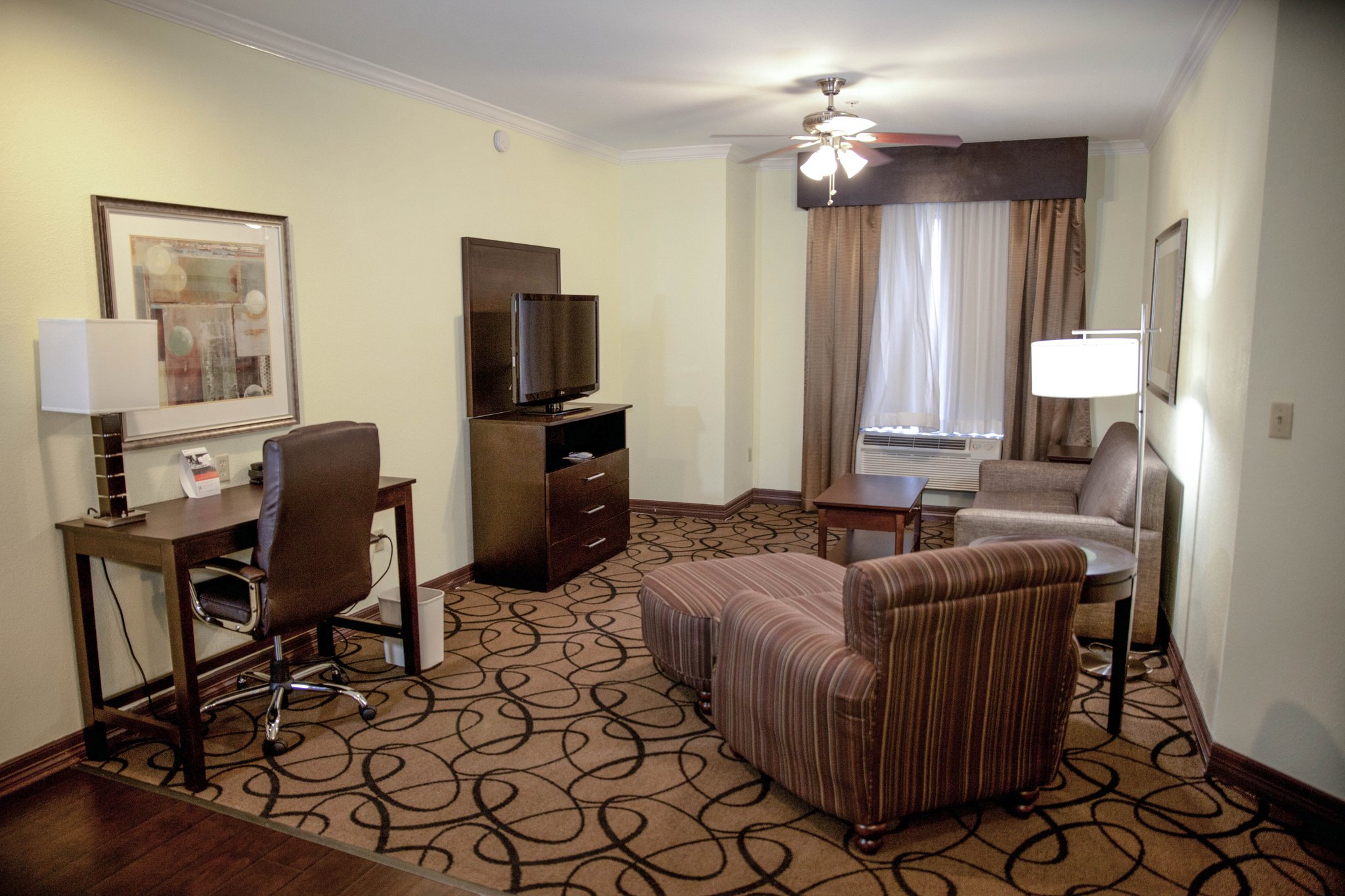 Holiday Inn Express Hotel & Suites Houston North Intercontinental