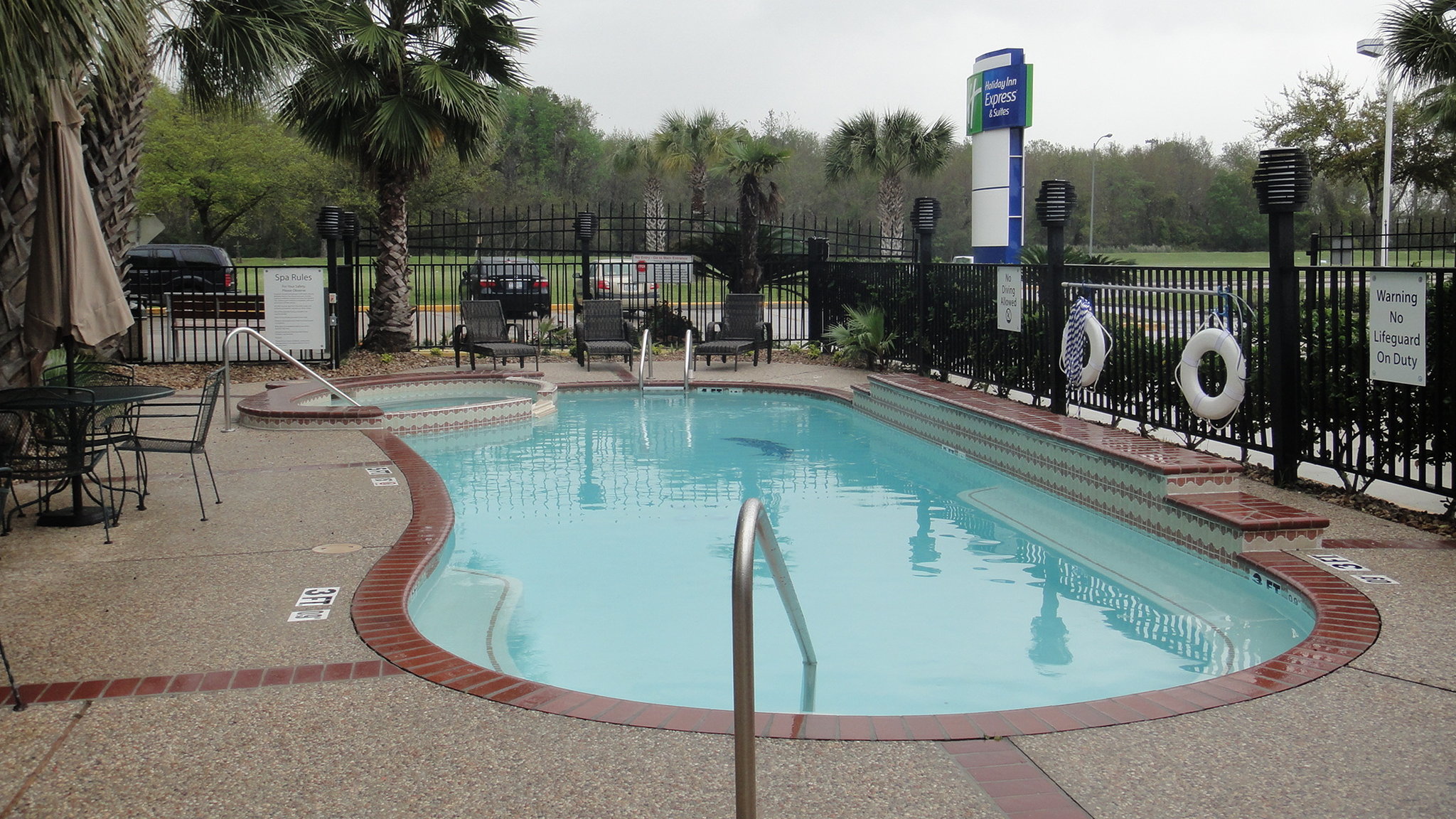 Holiday Inn Express Hotel & Suites Houston North Intercontinental
