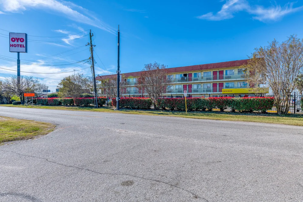 Hotel Houston Southwest I-69 by OYO