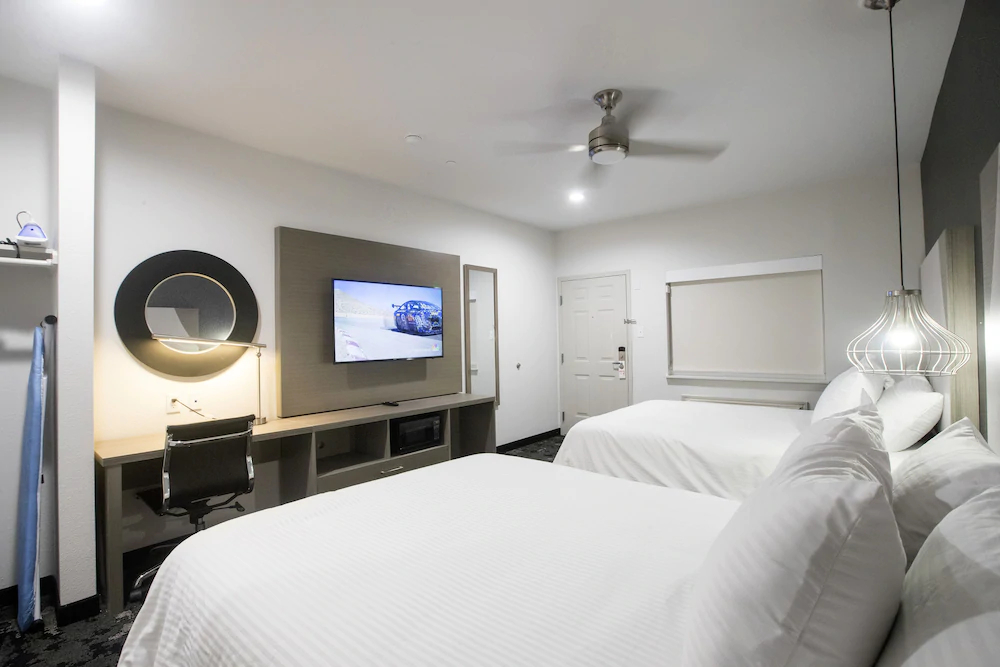 House Hotel