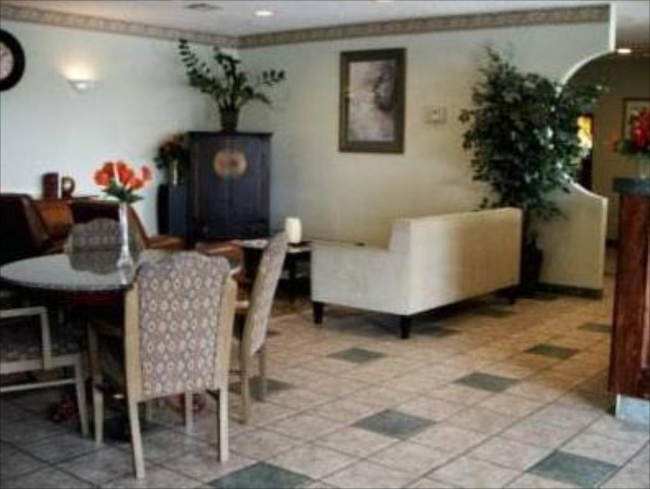 Houston Inn and Suites