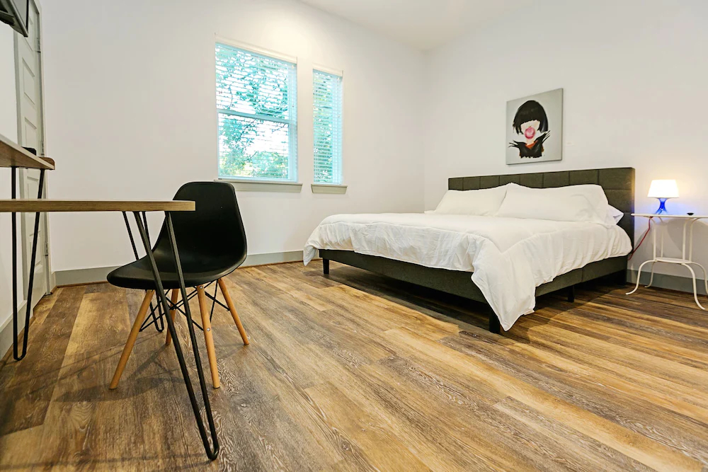 Htown Suites by Dunyha