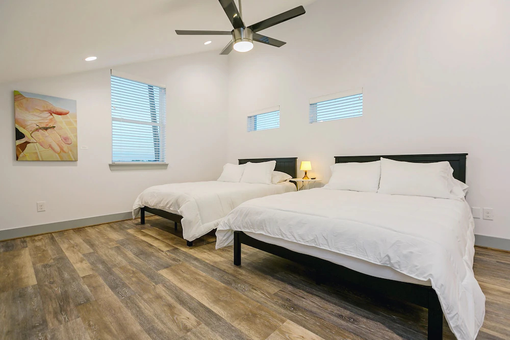 Htown Suites by Dunyha