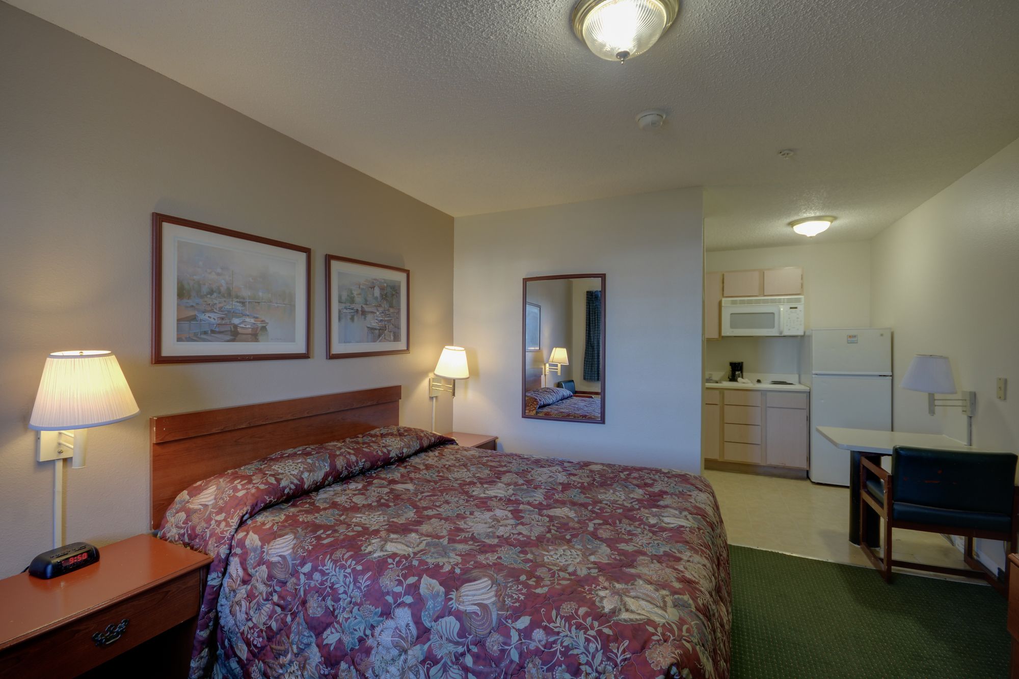 InTown Suites Clearlake