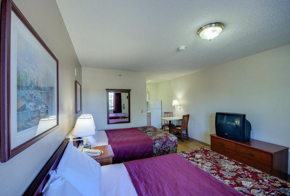 InTown Suites Westchase