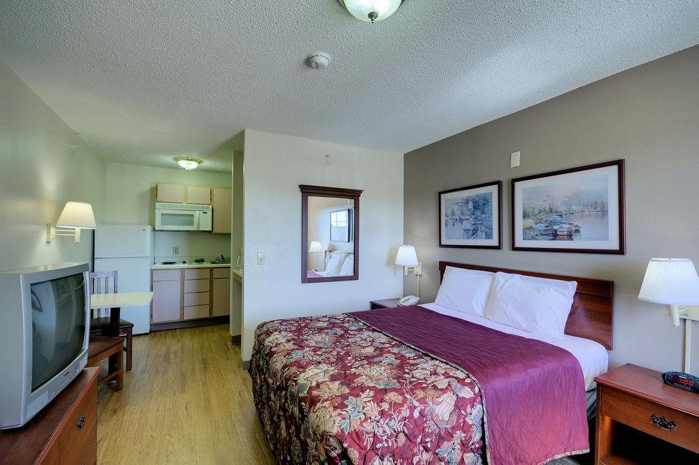 InTown Suites Westchase