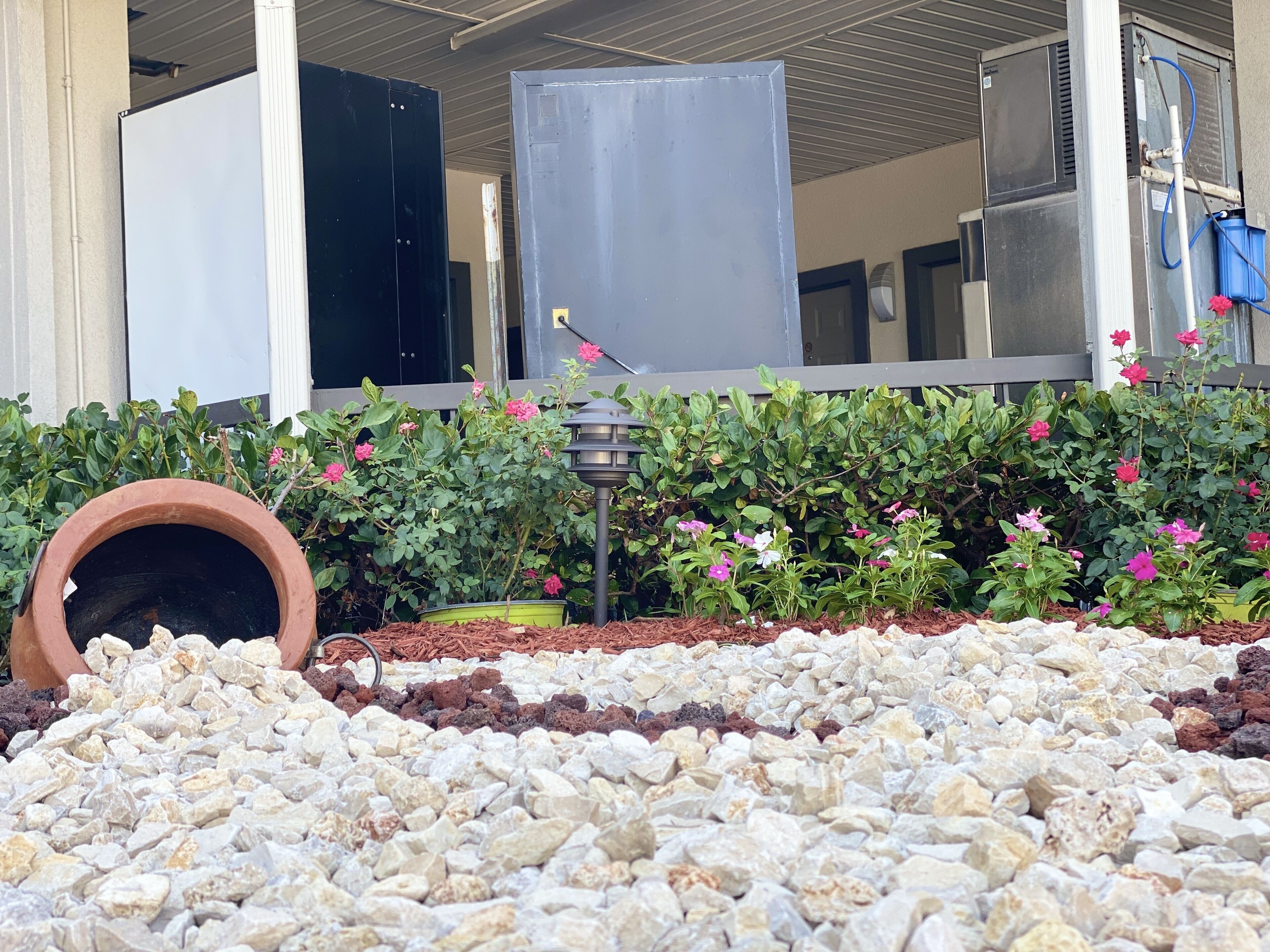Island Suites Hobby Airport