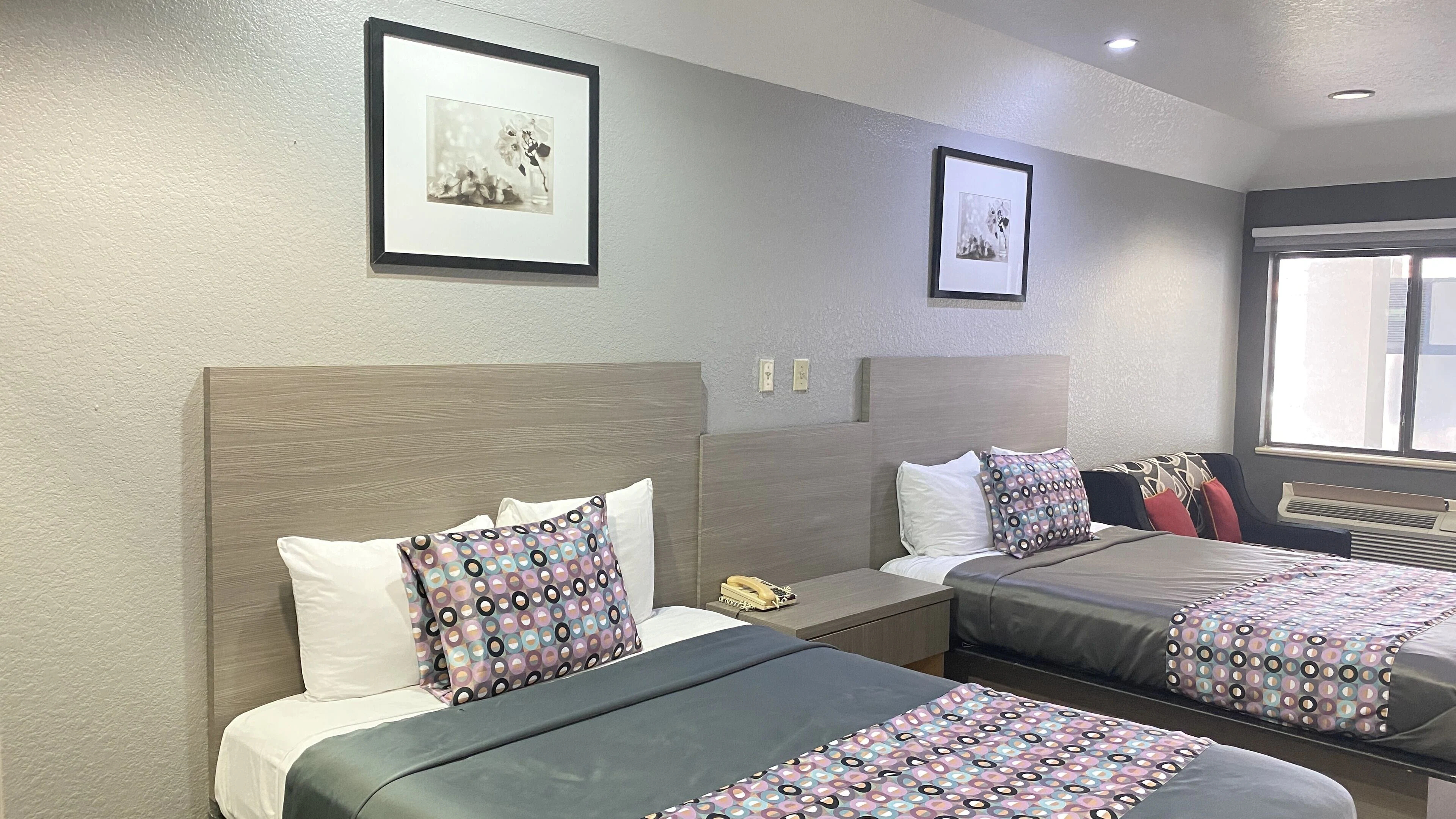 Island Suites Hobby Airport