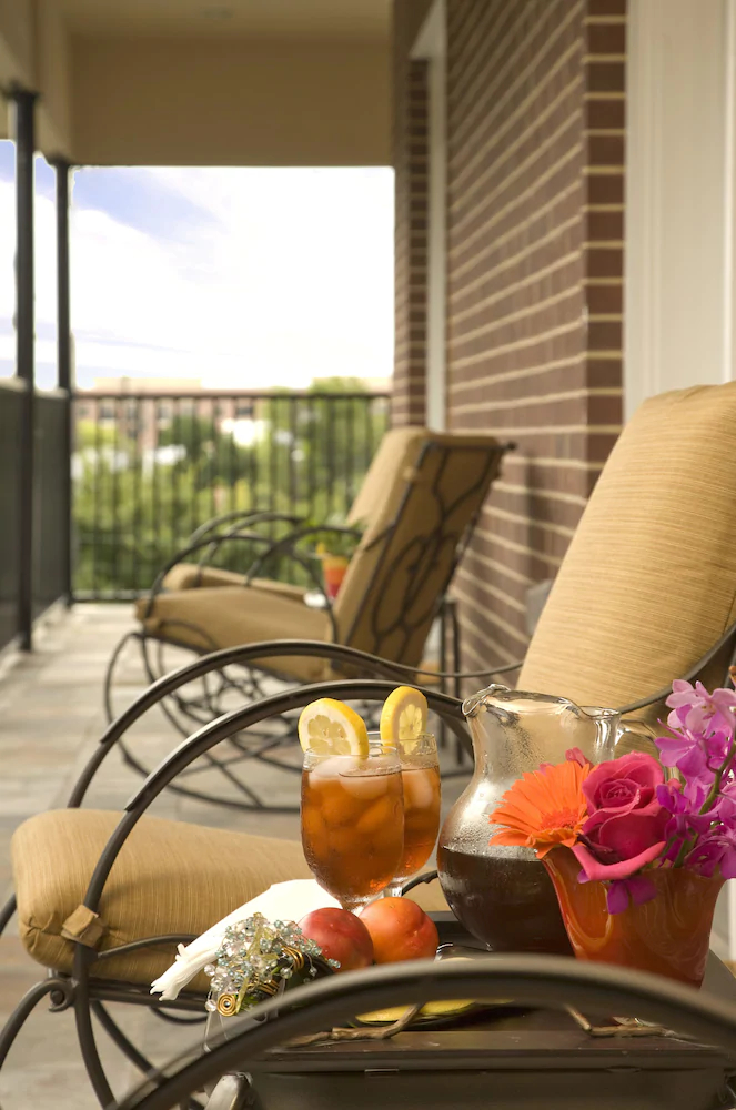 La Maison in Midtown