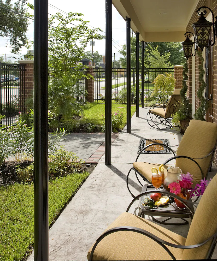La Maison in Midtown