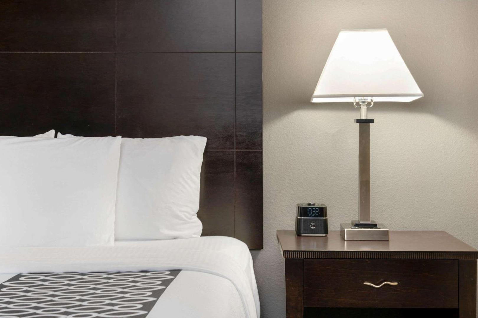 La Quinta Inn & Suites by Wyndham Houston Energy Corridor