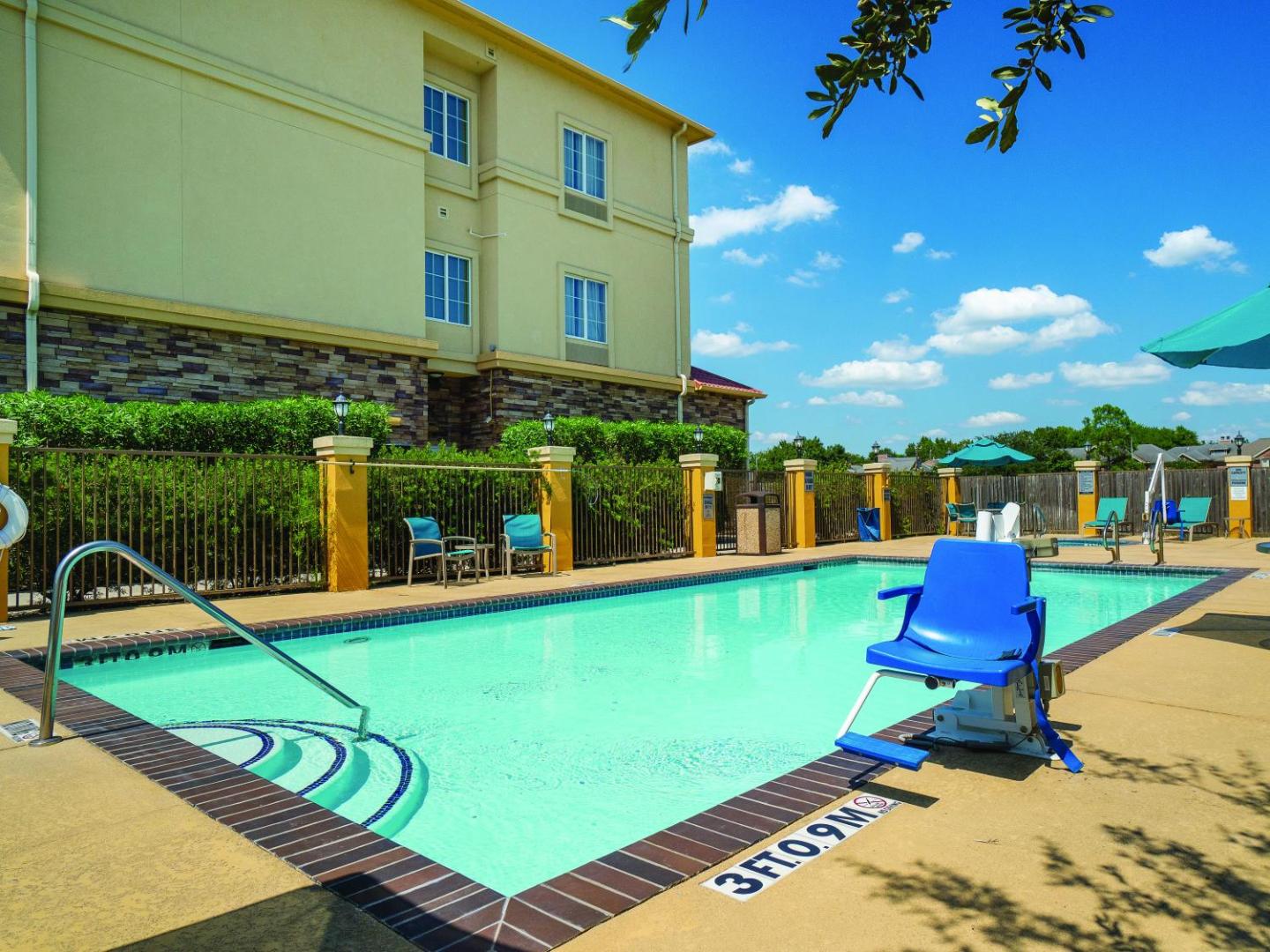 La Quinta Inn & Suites by Wyndham Houston Energy Corridor