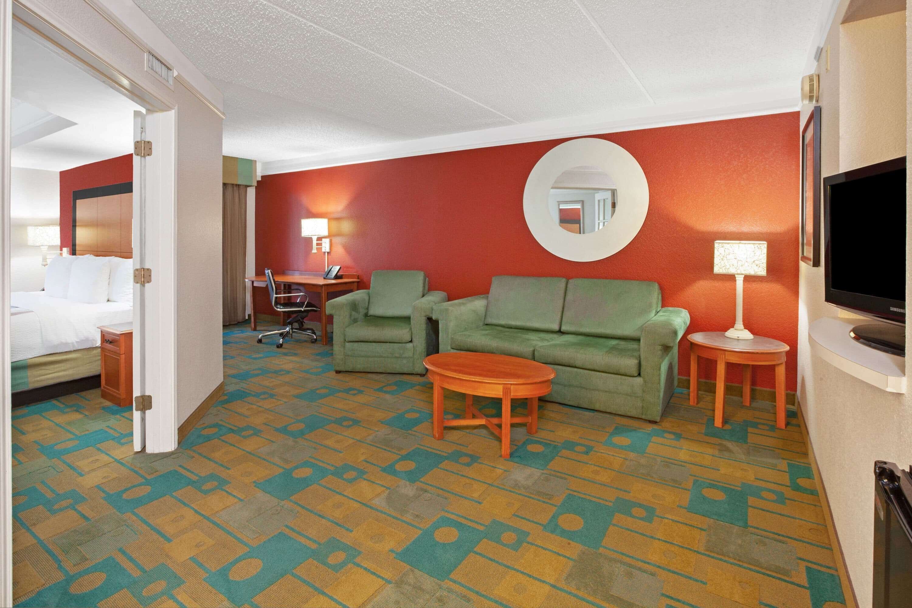La Quinta Inn & Suites by Wyndham Houston Galleria Area
