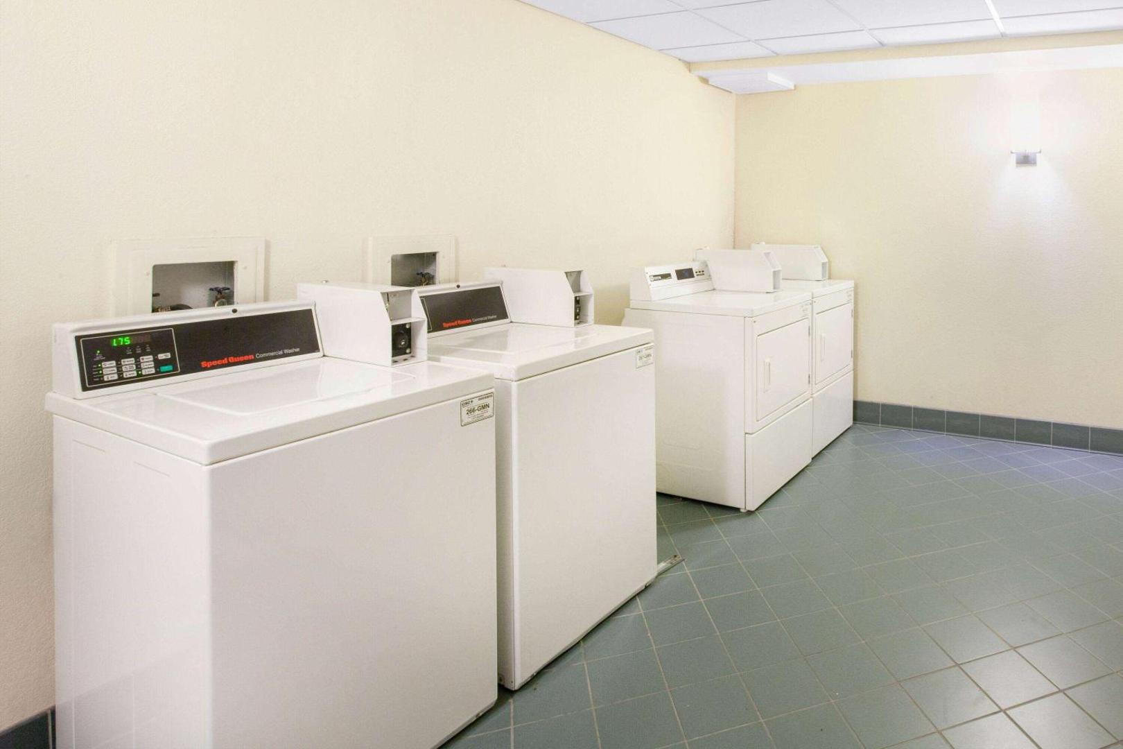 La Quinta Inn & Suites by Wyndham Houston Galleria Area