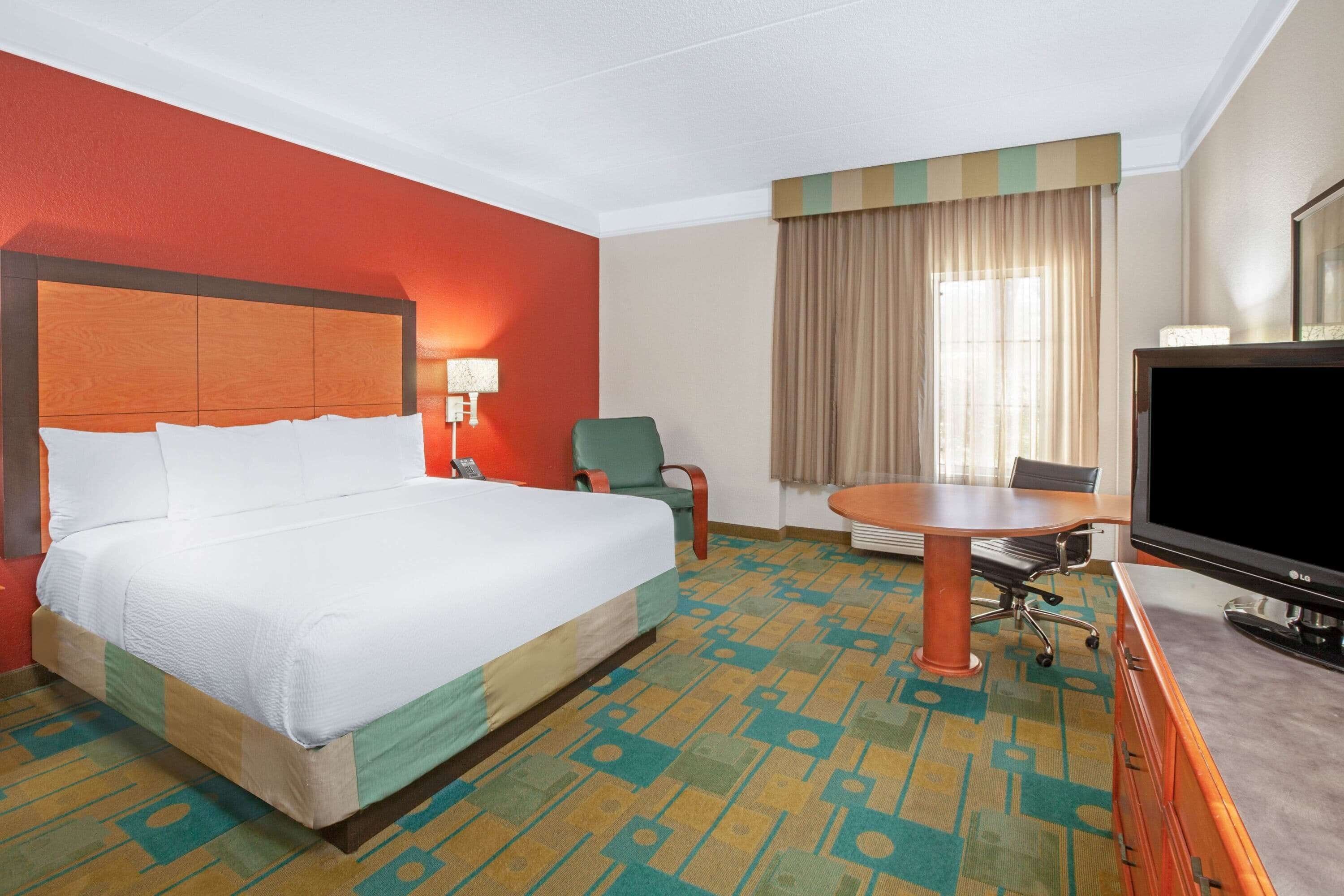 La Quinta Inn & Suites by Wyndham Houston Galleria Area
