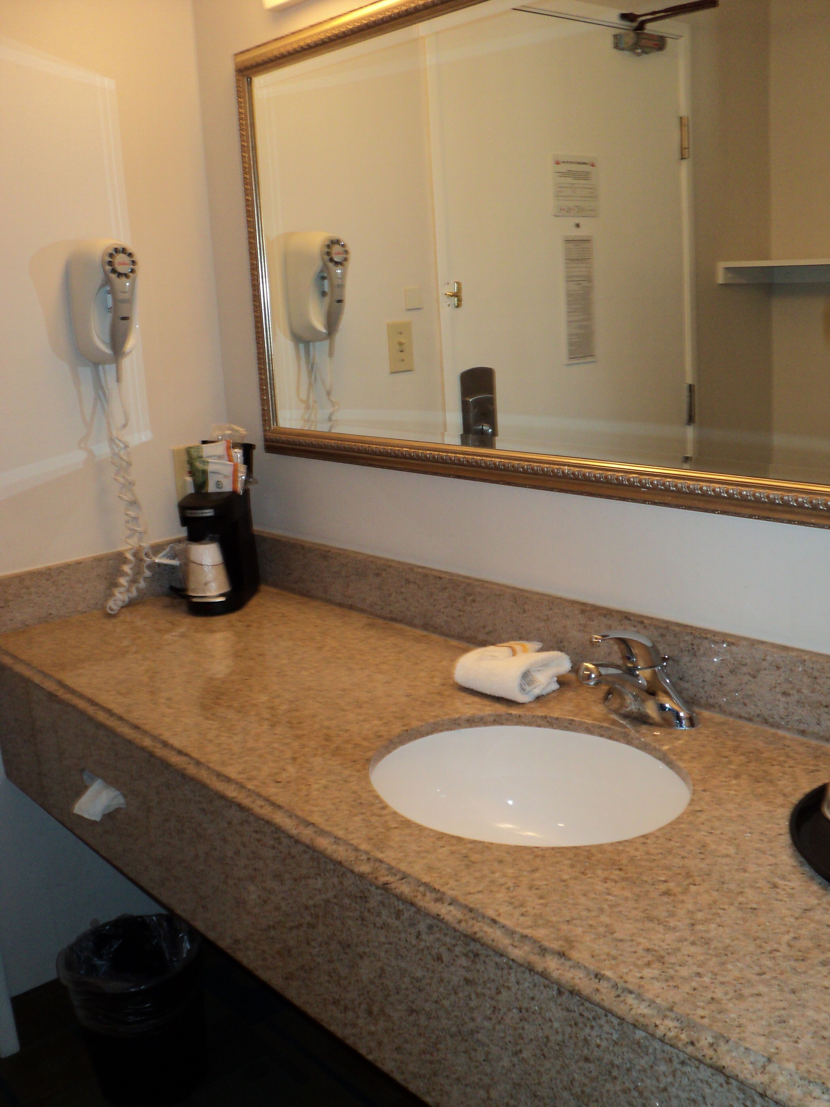La Quinta Inn & Suites by Wyndham Houston NW Brookhollow