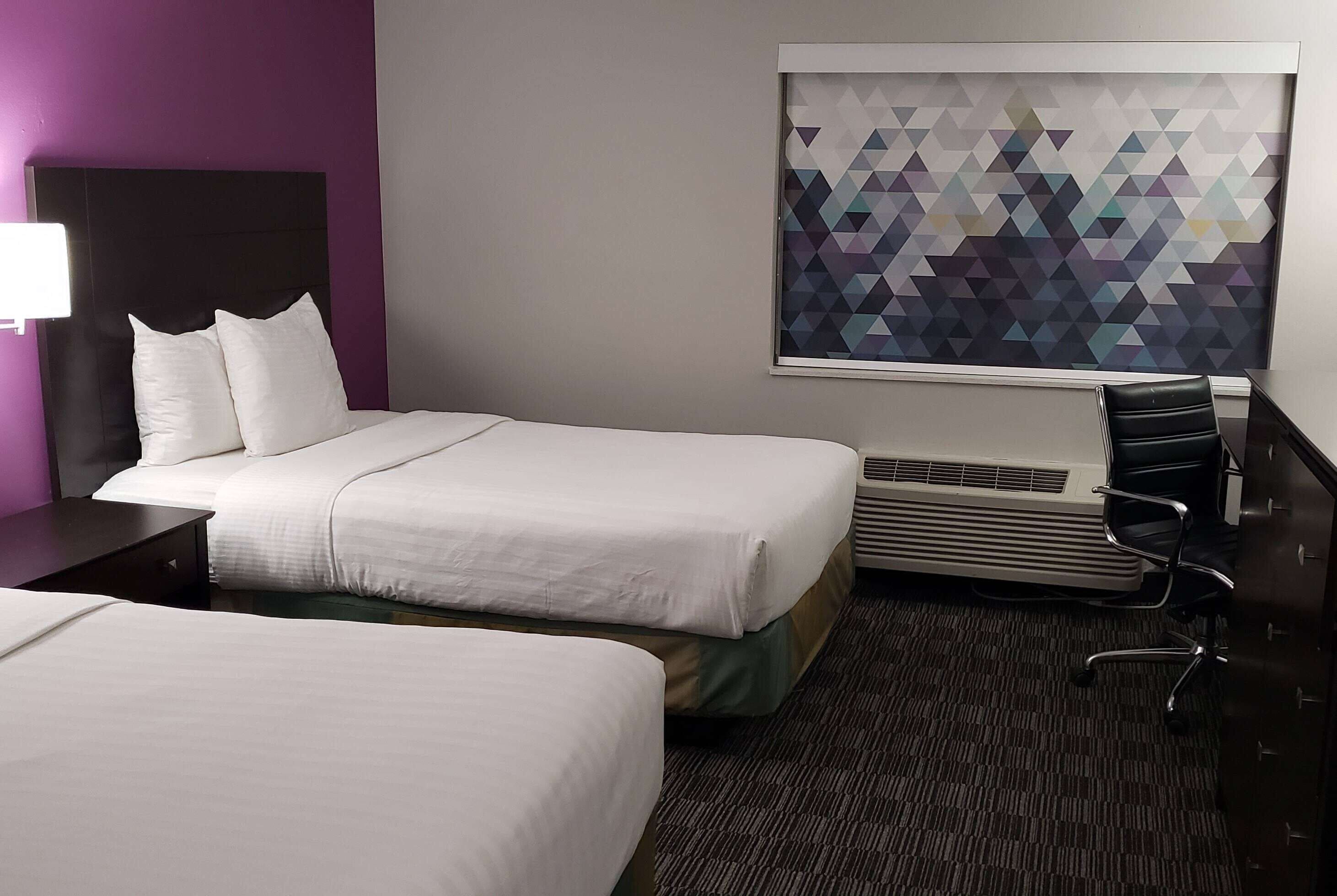 La Quinta Inn & Suites by Wyndham Houston NW Brookhollow