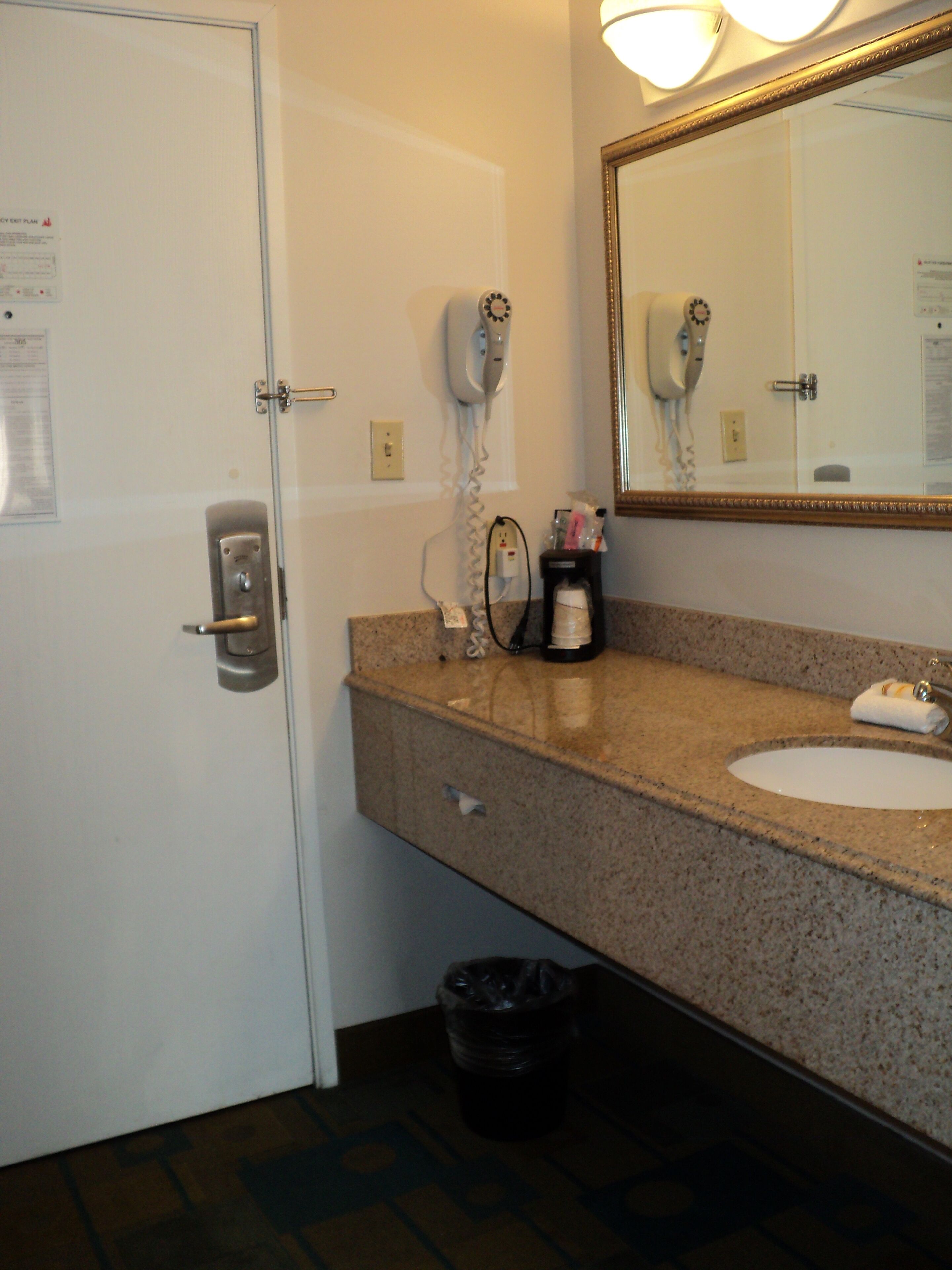 La Quinta Inn & Suites by Wyndham Houston NW Brookhollow