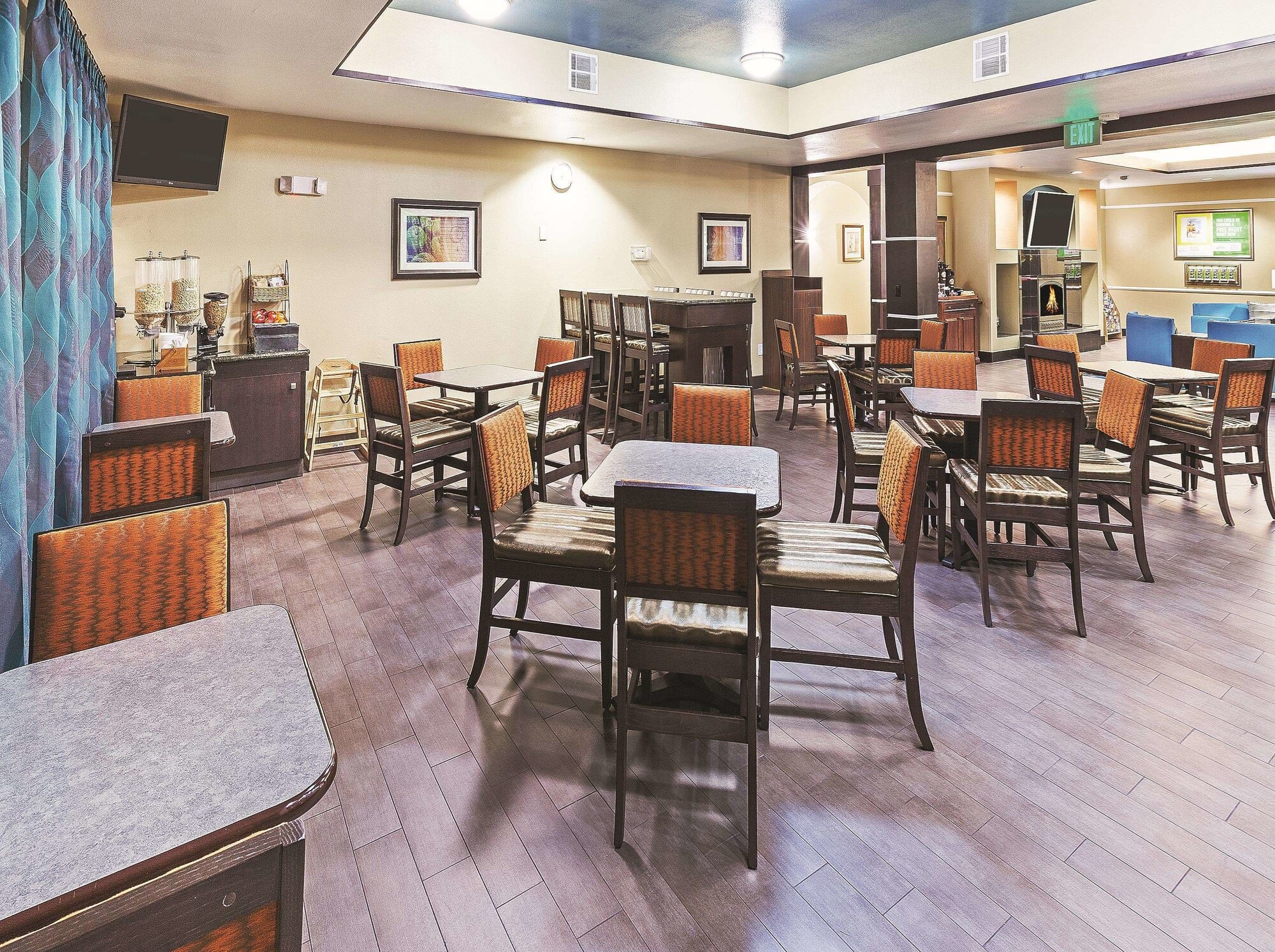 La Quinta Inn & Suites by Wyndham Houston Hobby Airport