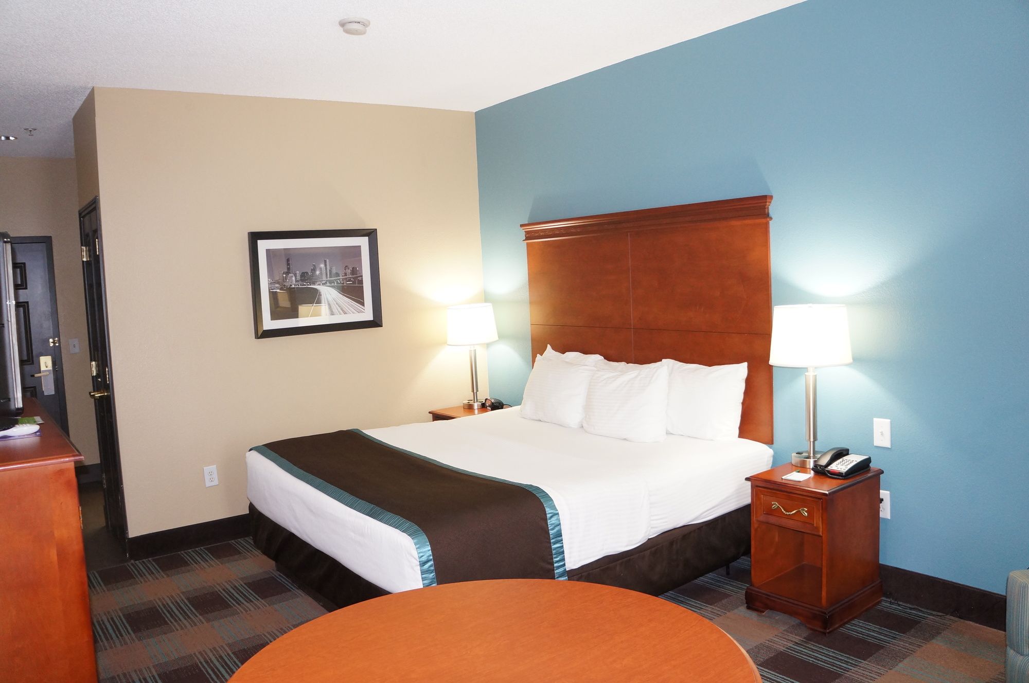 La Quinta Inn & Suites by Wyndham Houston Hobby Airport