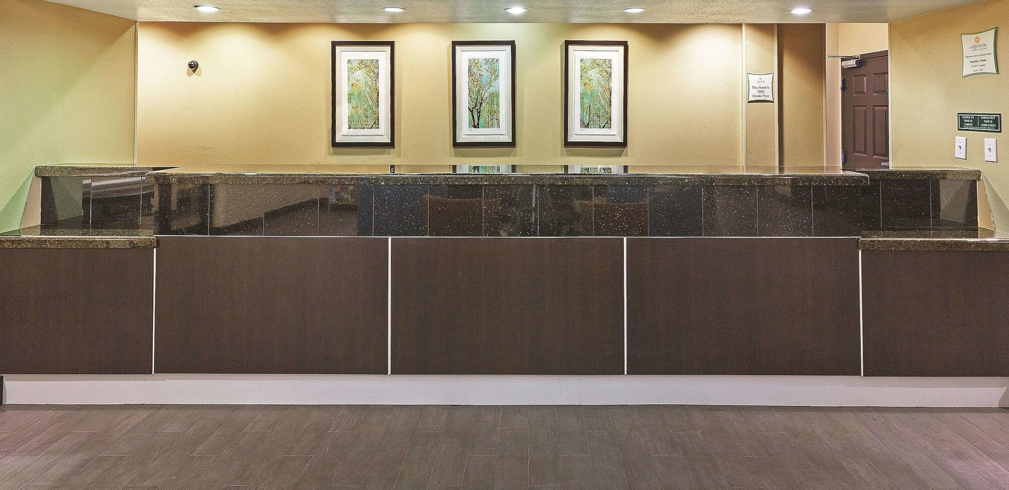 La Quinta Inn & Suites by Wyndham Houston Hobby Airport