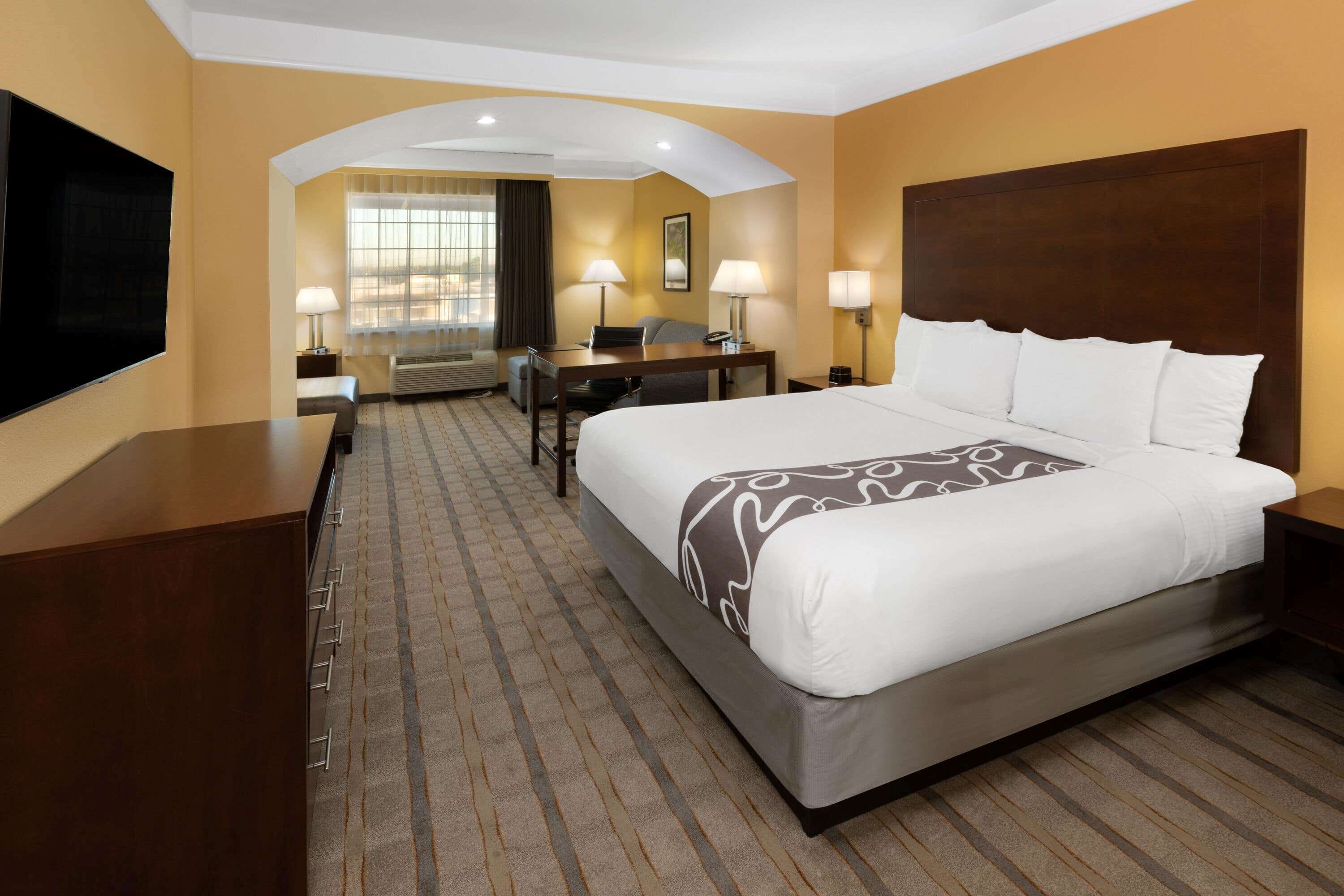 La Quinta Inn & Suites by Wyndham Houston NW Beltway8/WestRD