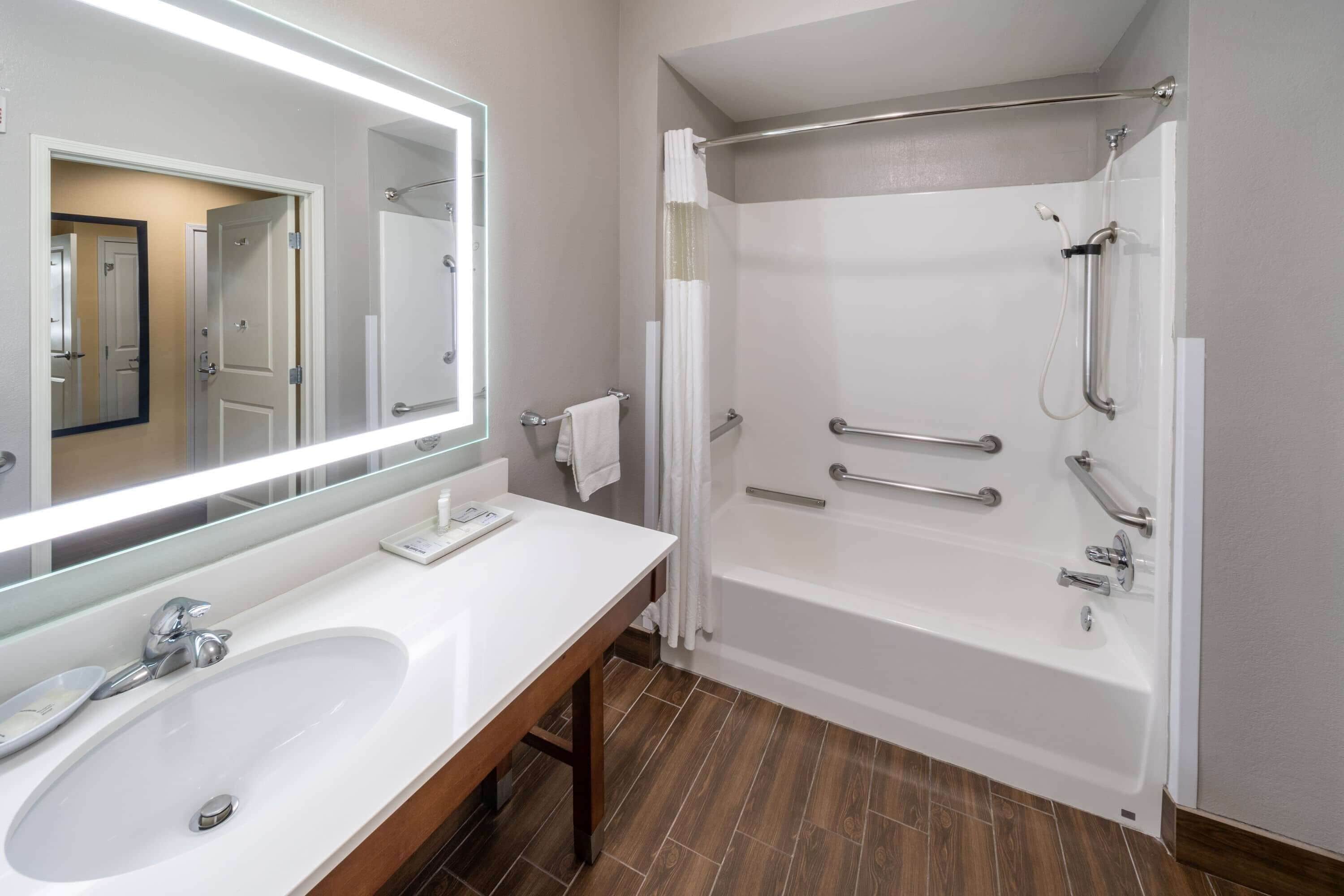 La Quinta Inn & Suites by Wyndham Houston NW Beltway8/WestRD
