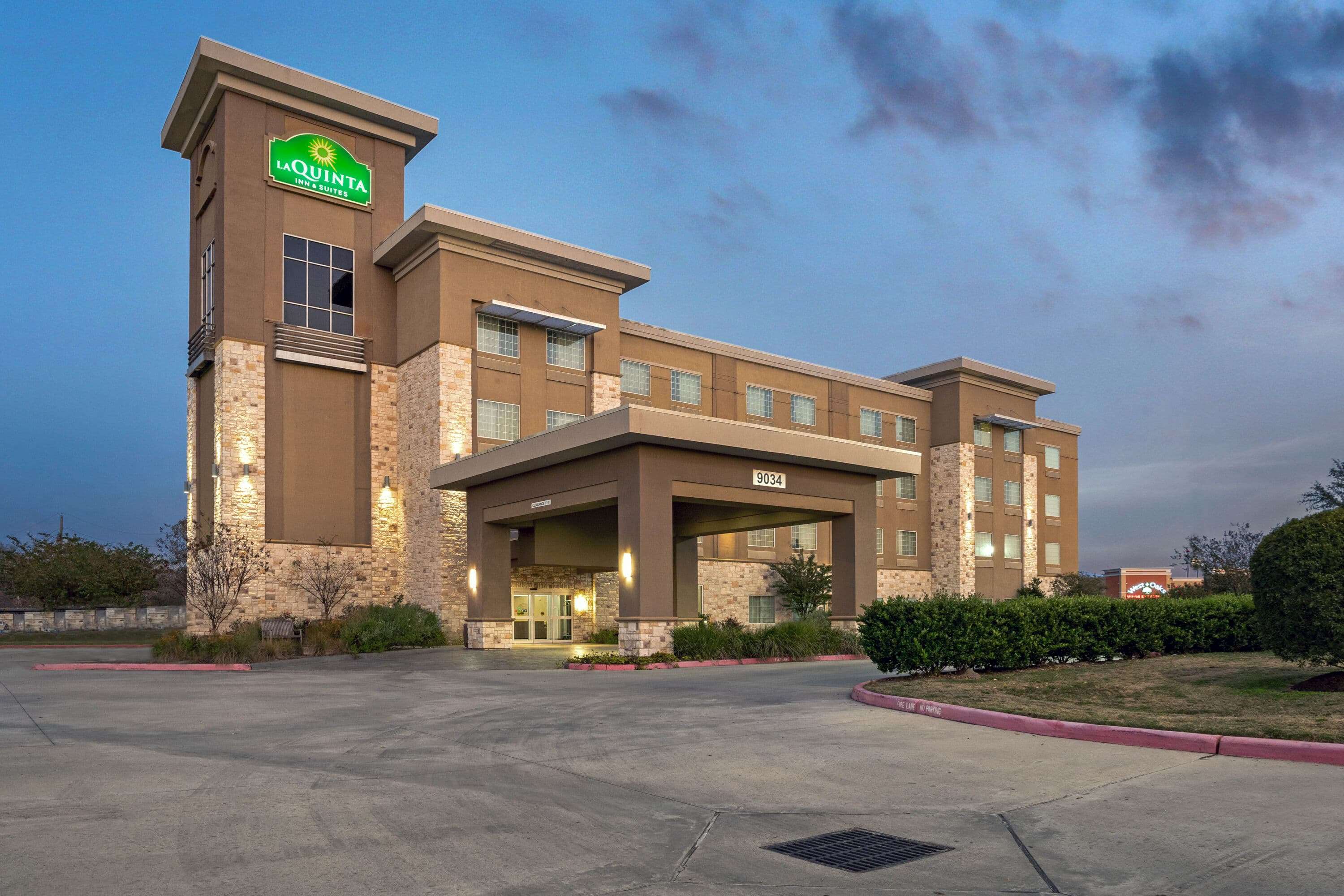 La Quinta Inn & Suites by Wyndham Houston NW Beltway8/WestRD