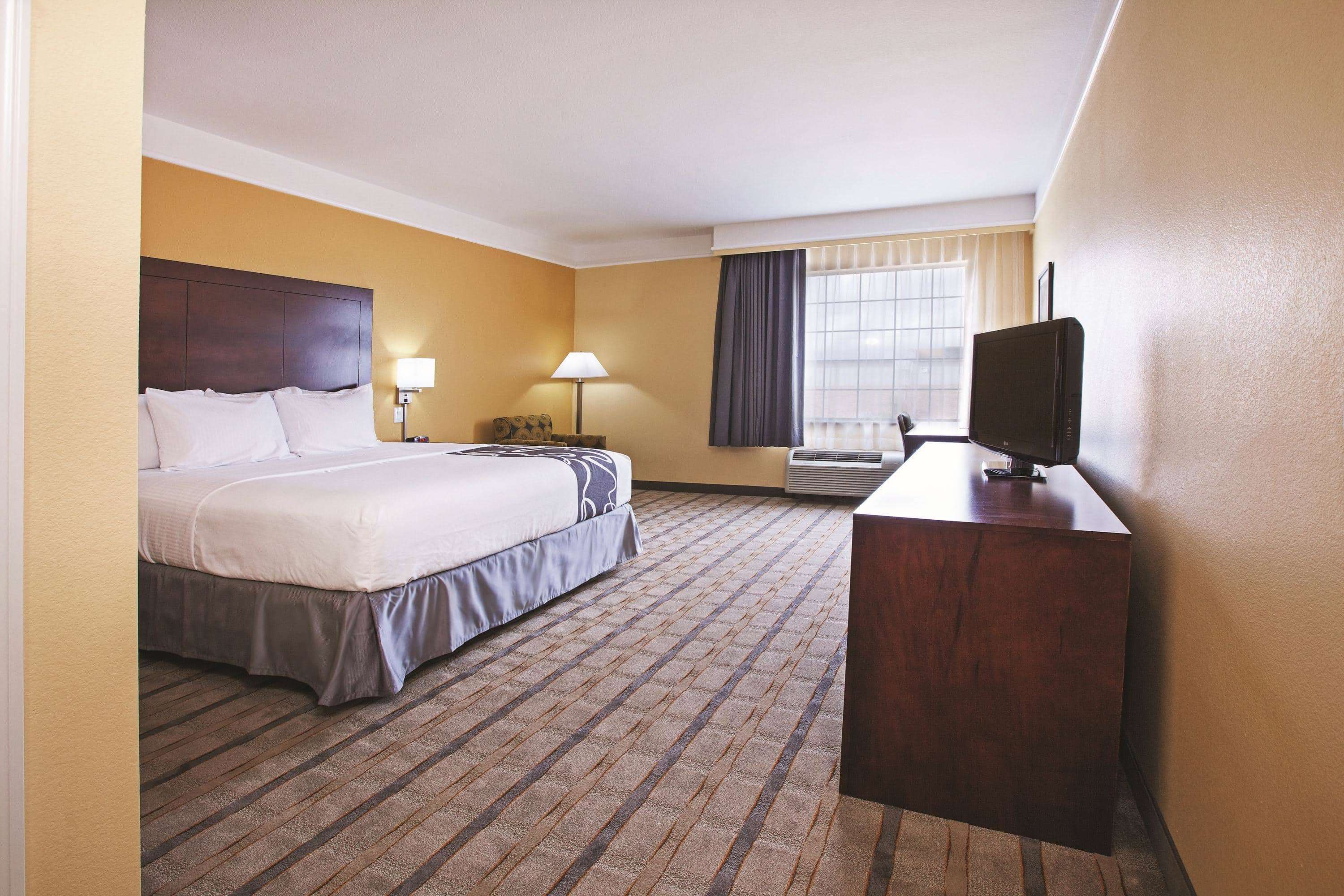 La Quinta Inn & Suites by Wyndham Houston NW Beltway8/WestRD
