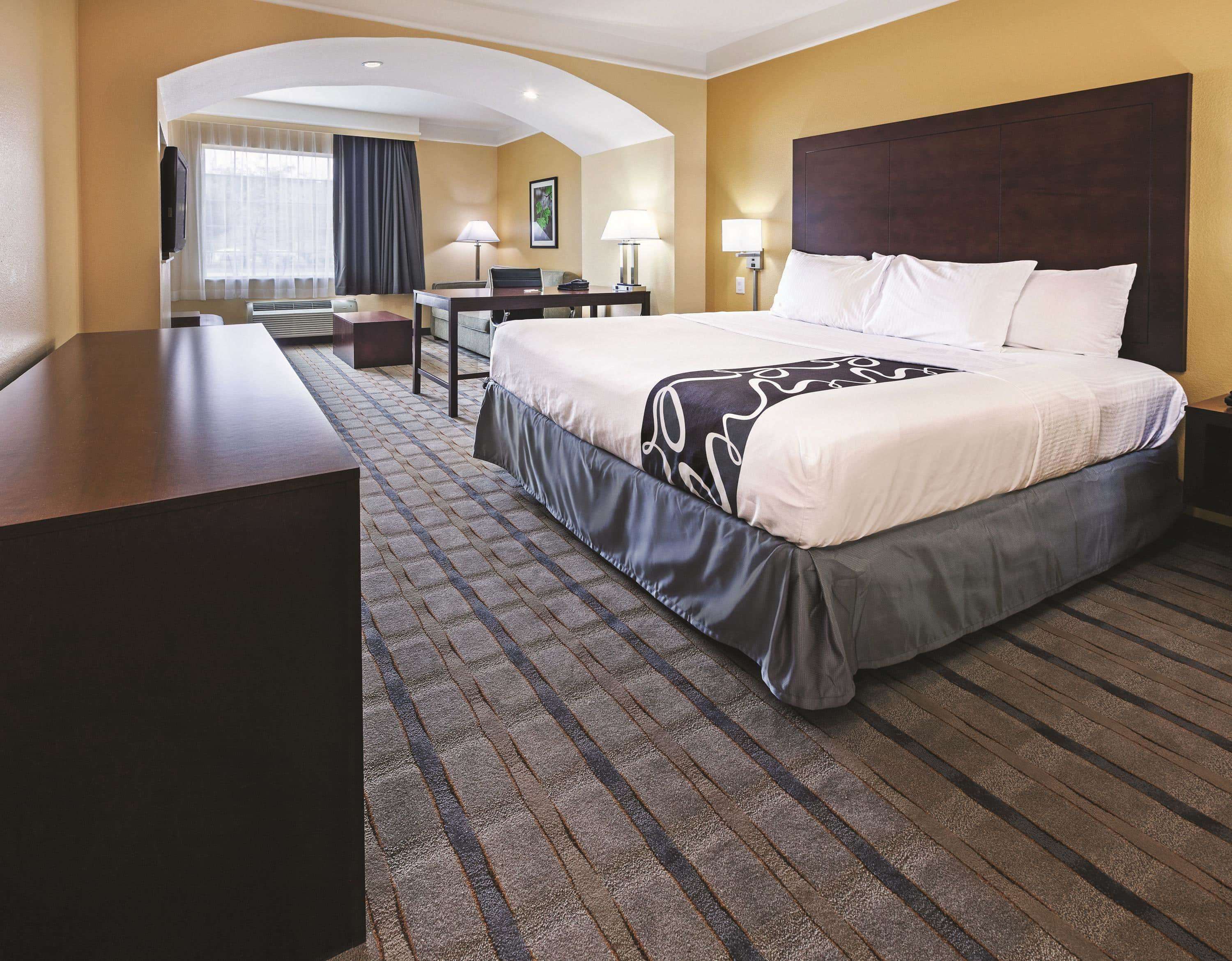 La Quinta Inn & Suites by Wyndham Houston NW Beltway8/WestRD