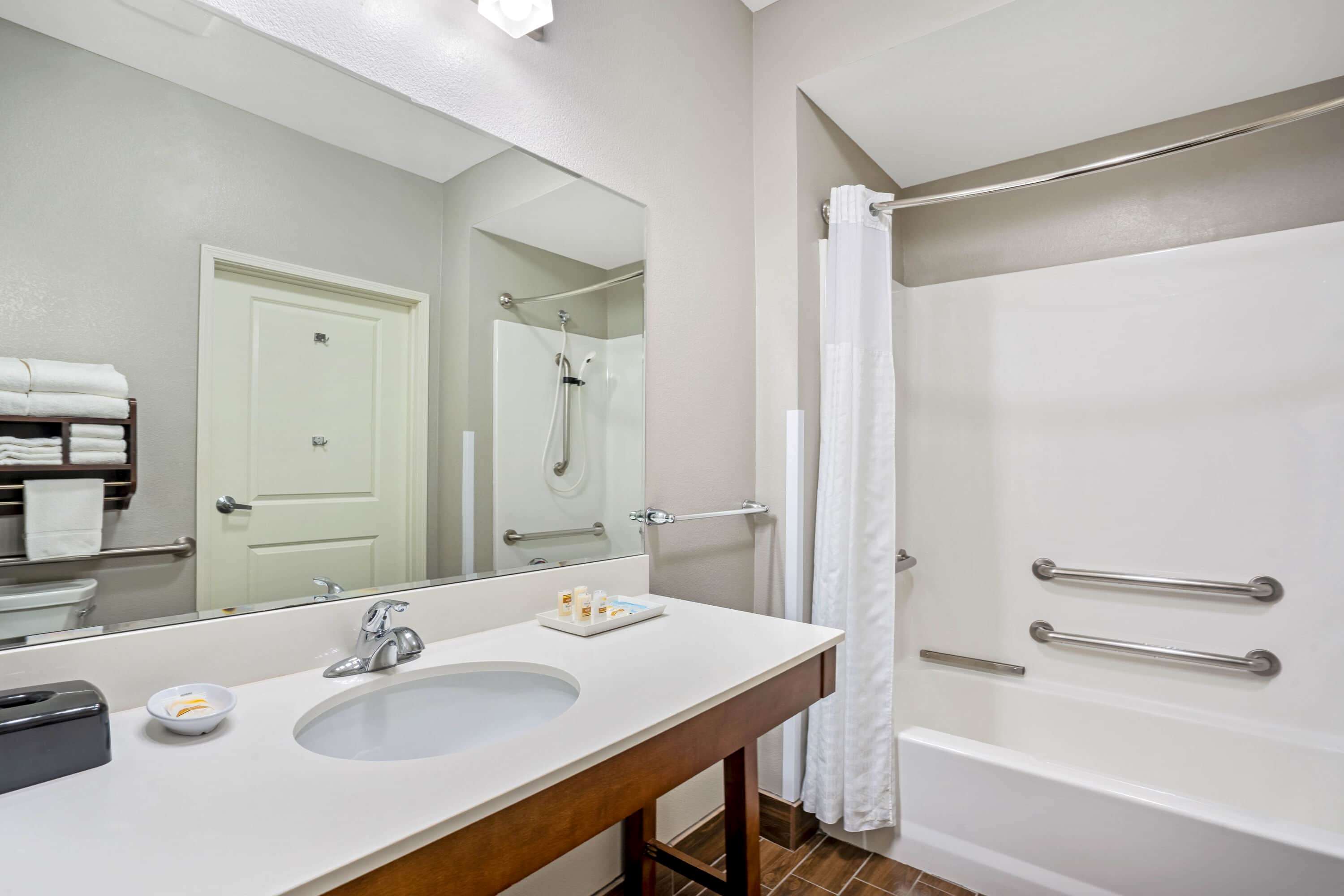 La Quinta Inn & Suites by Wyndham Houston NW Beltway8/WestRD