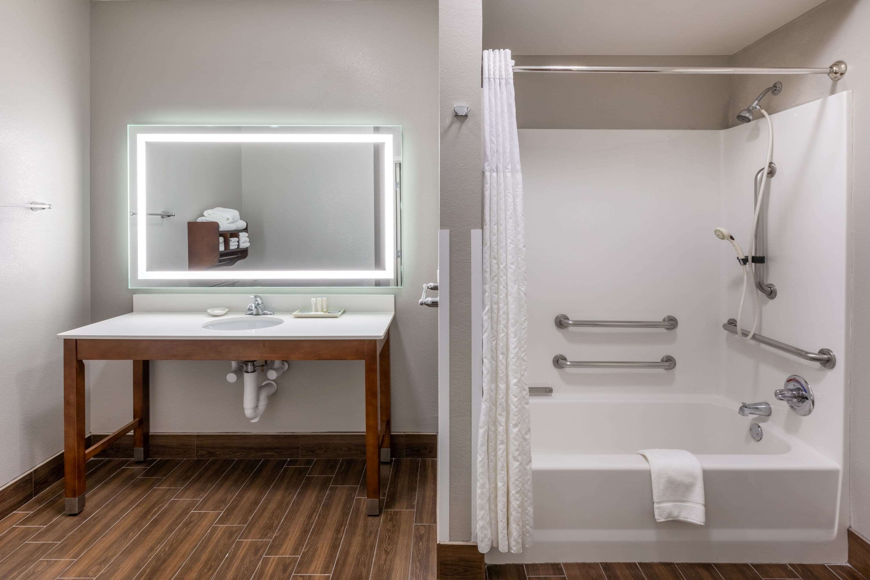La Quinta Inn & Suites by Wyndham Houston NW Beltway8/WestRD