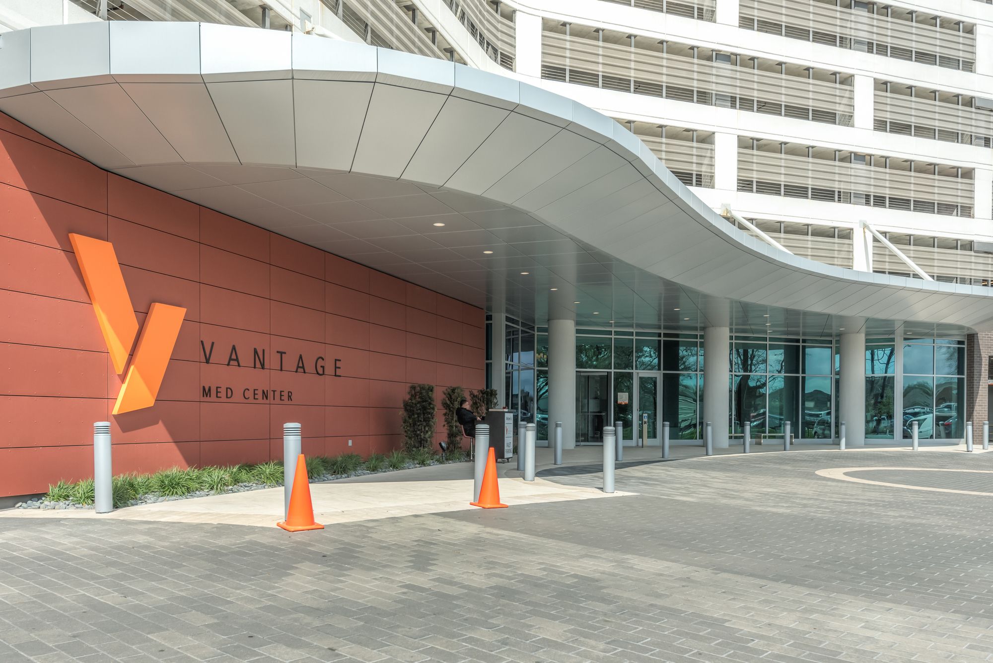 Locale Med Center at Vantage