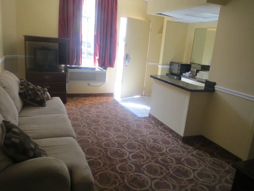 Memorial Inn and Suites