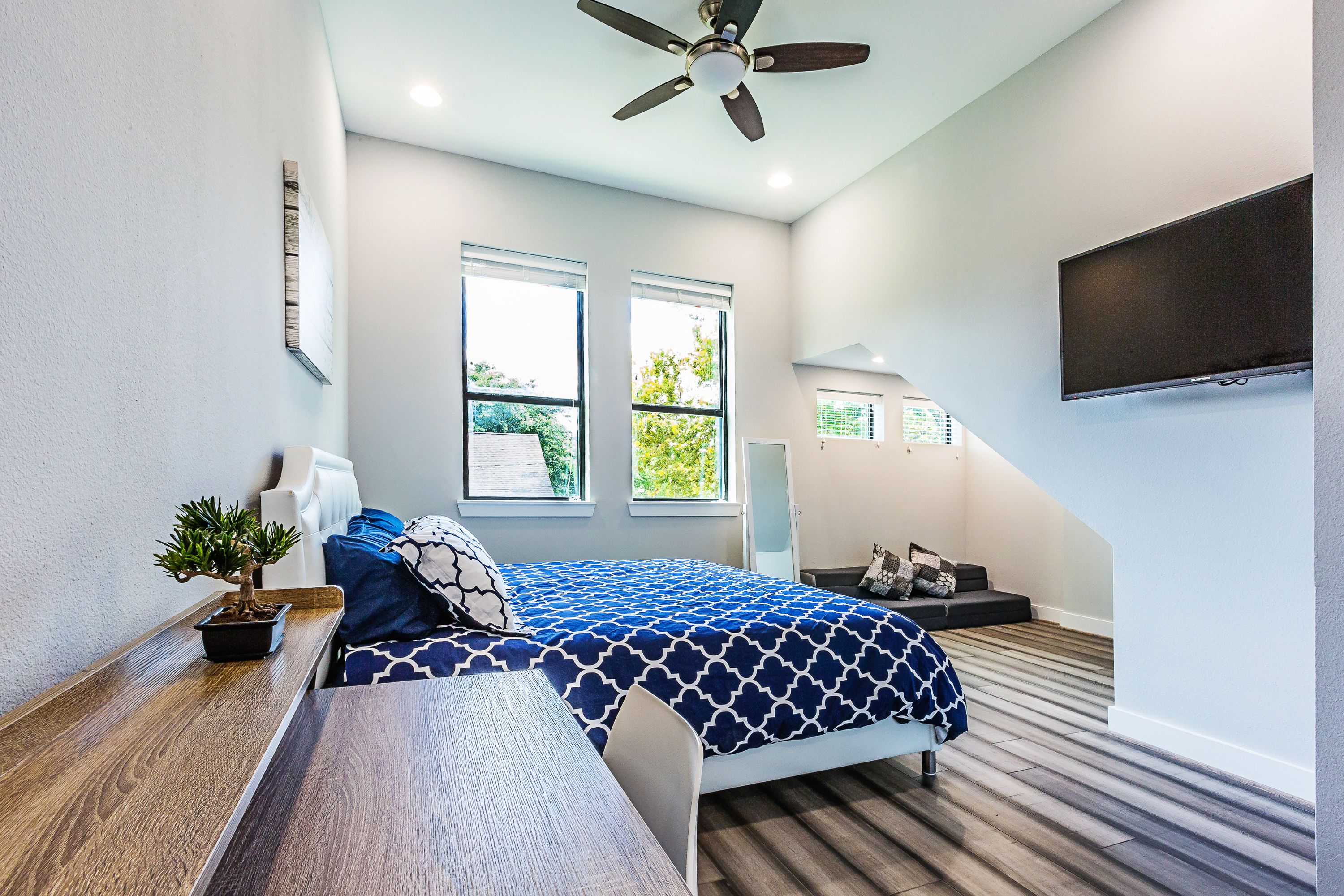 Montrose Guesthouse Suites